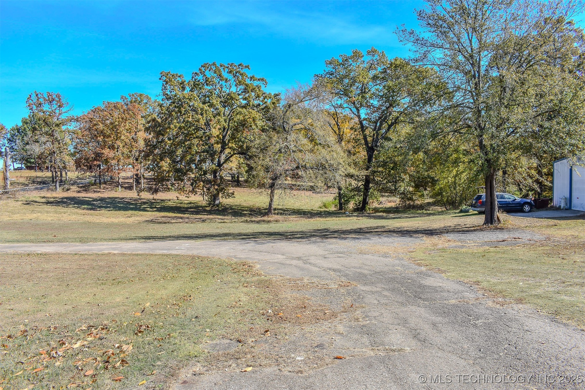 2418 E 2090 Road Hugo OK 74743