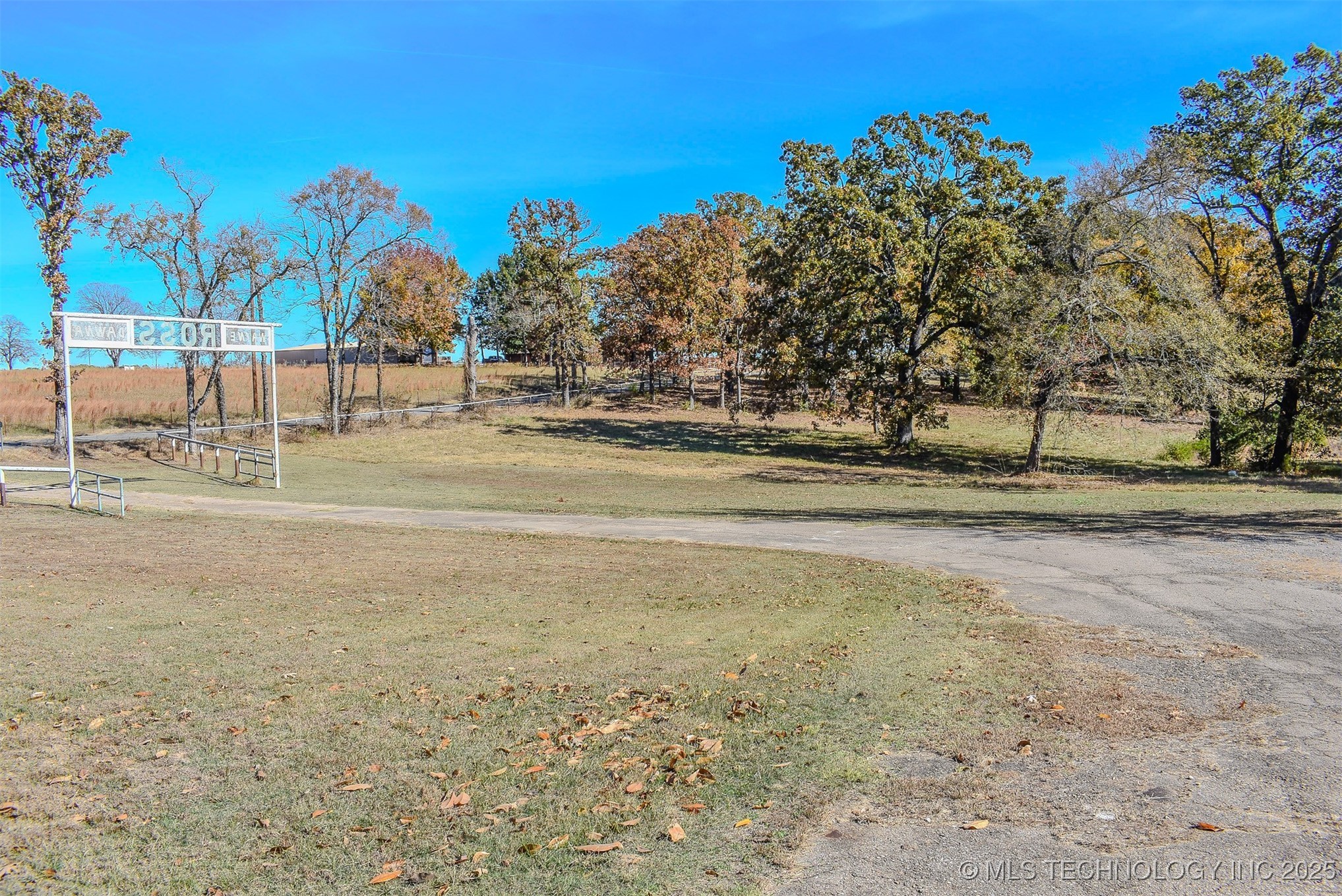 2418 E 2090 Road Hugo OK 74743