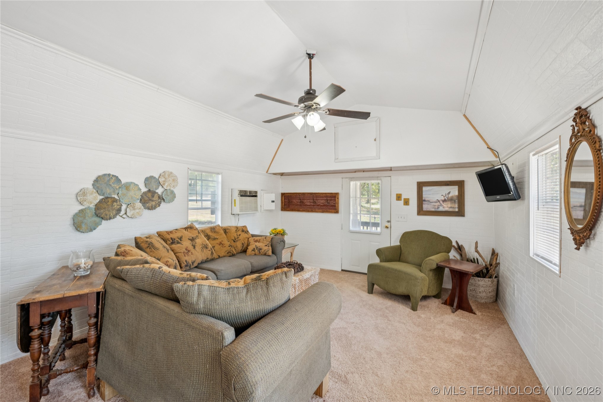 108285 Catfish Checotah OK 74426