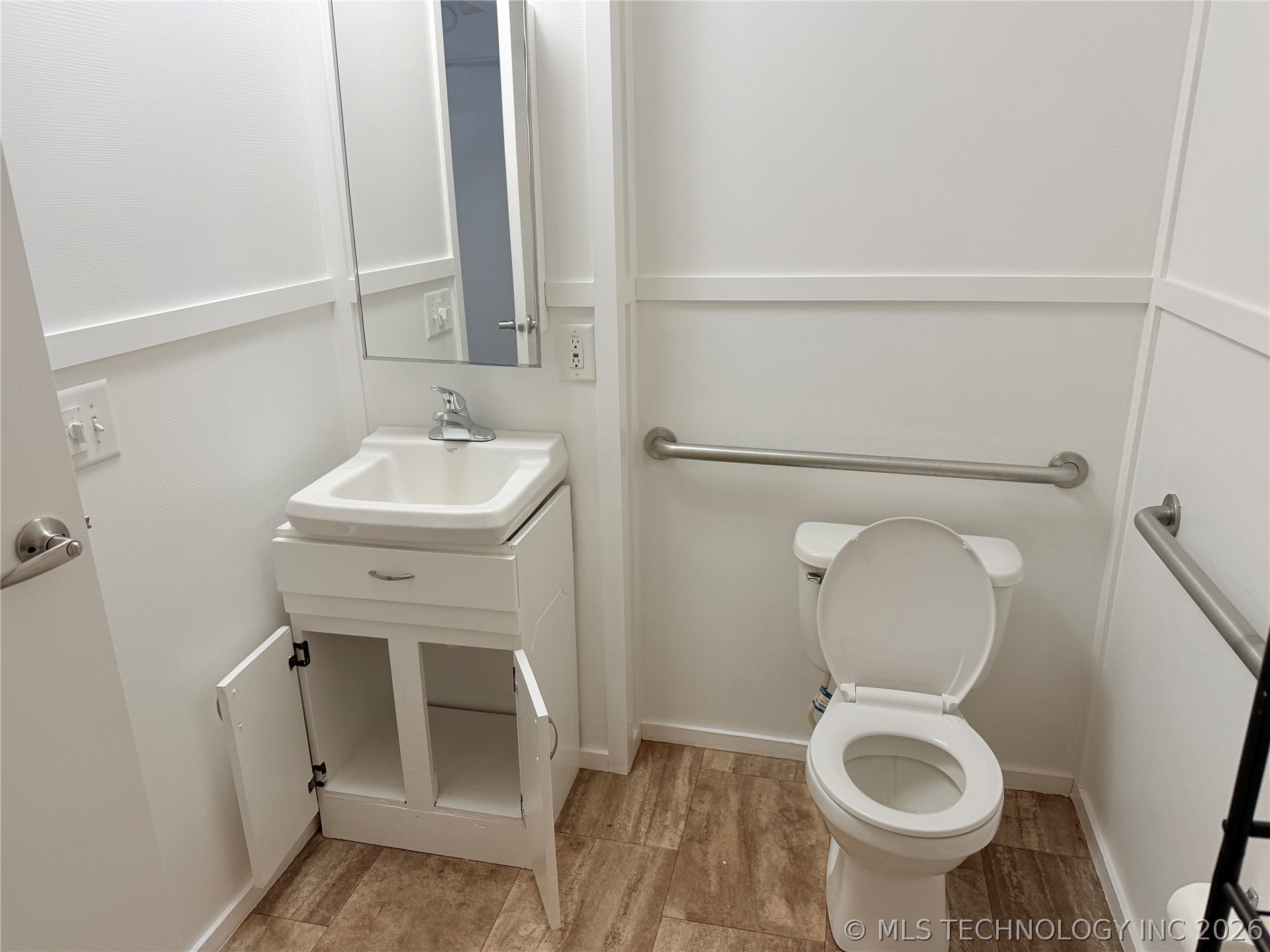 2654 Willafa Woods Cartwright OK 74731