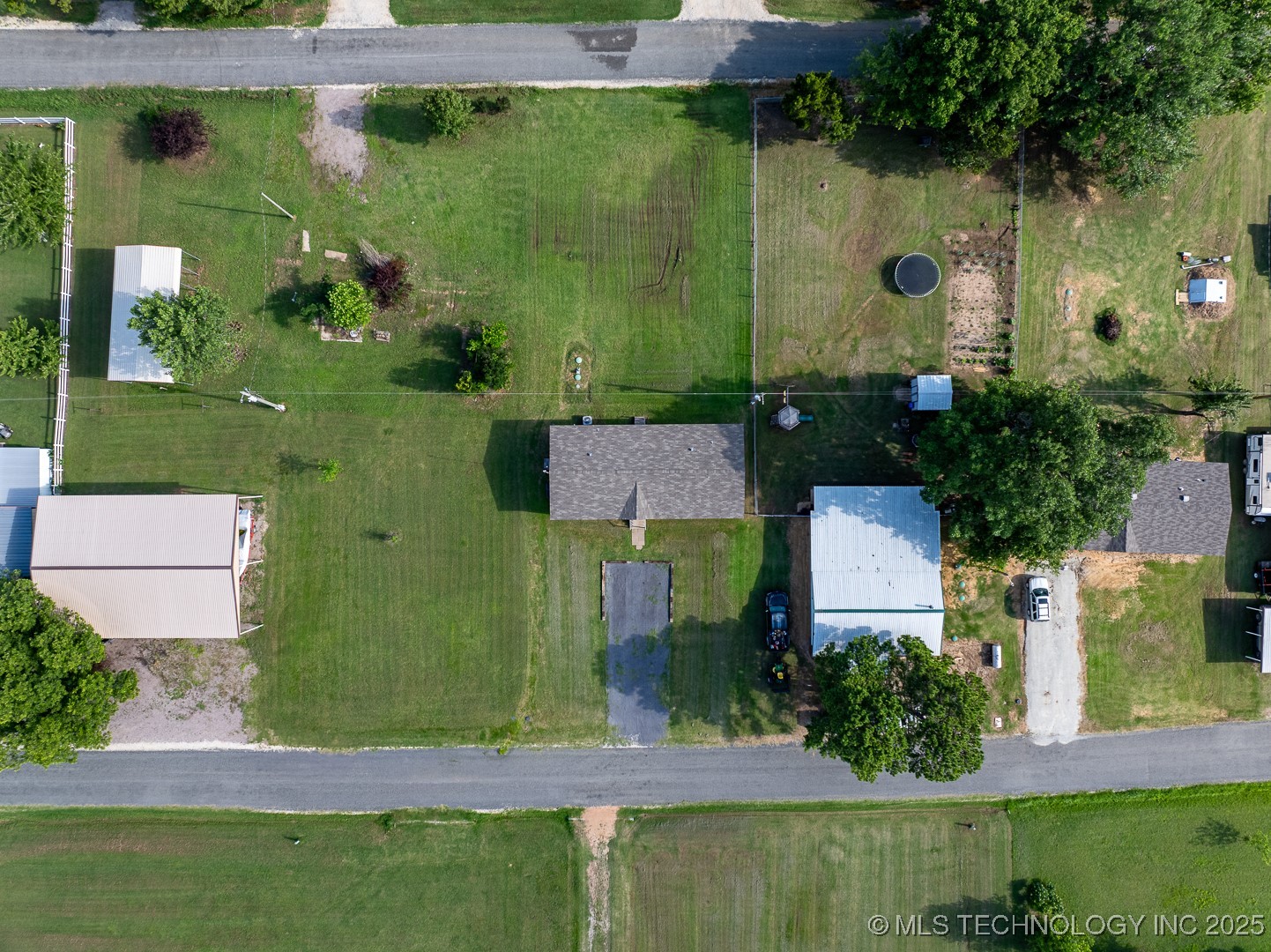 5941 Feather Street Kingston OK 73439