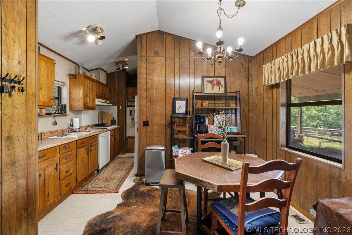 103688 S 4090 Road Henryetta OK 74437