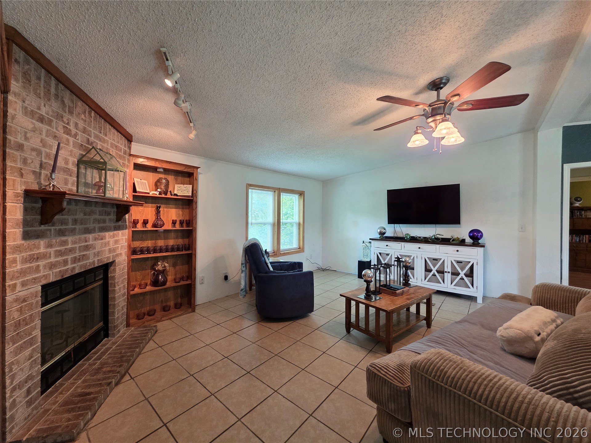 14894 E Main Street Claremore OK 74019