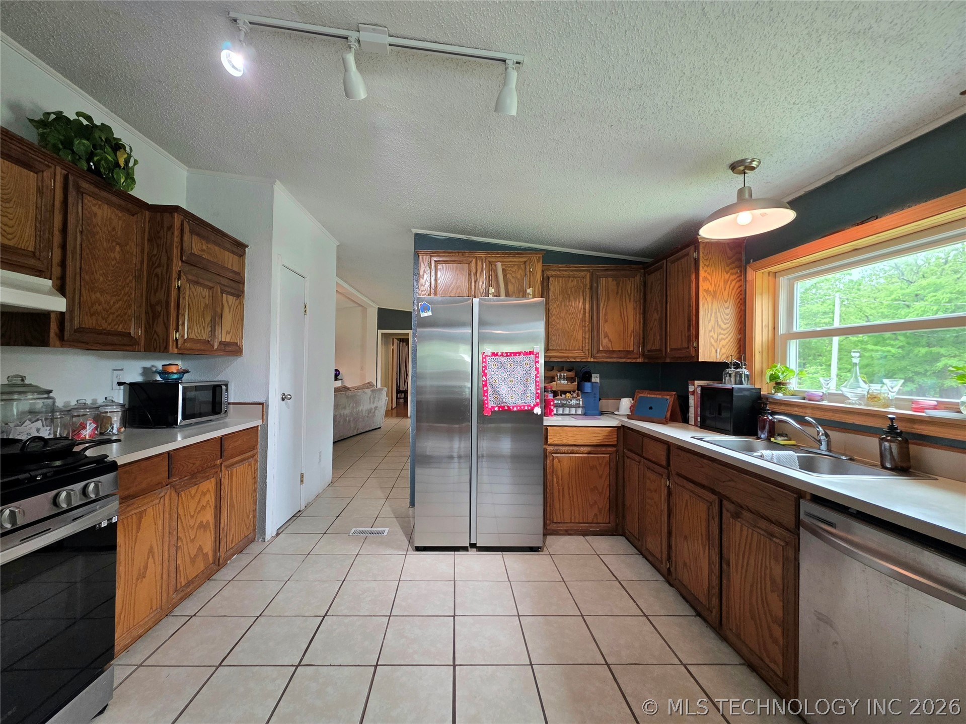 14894 E Main Street Claremore OK 74019