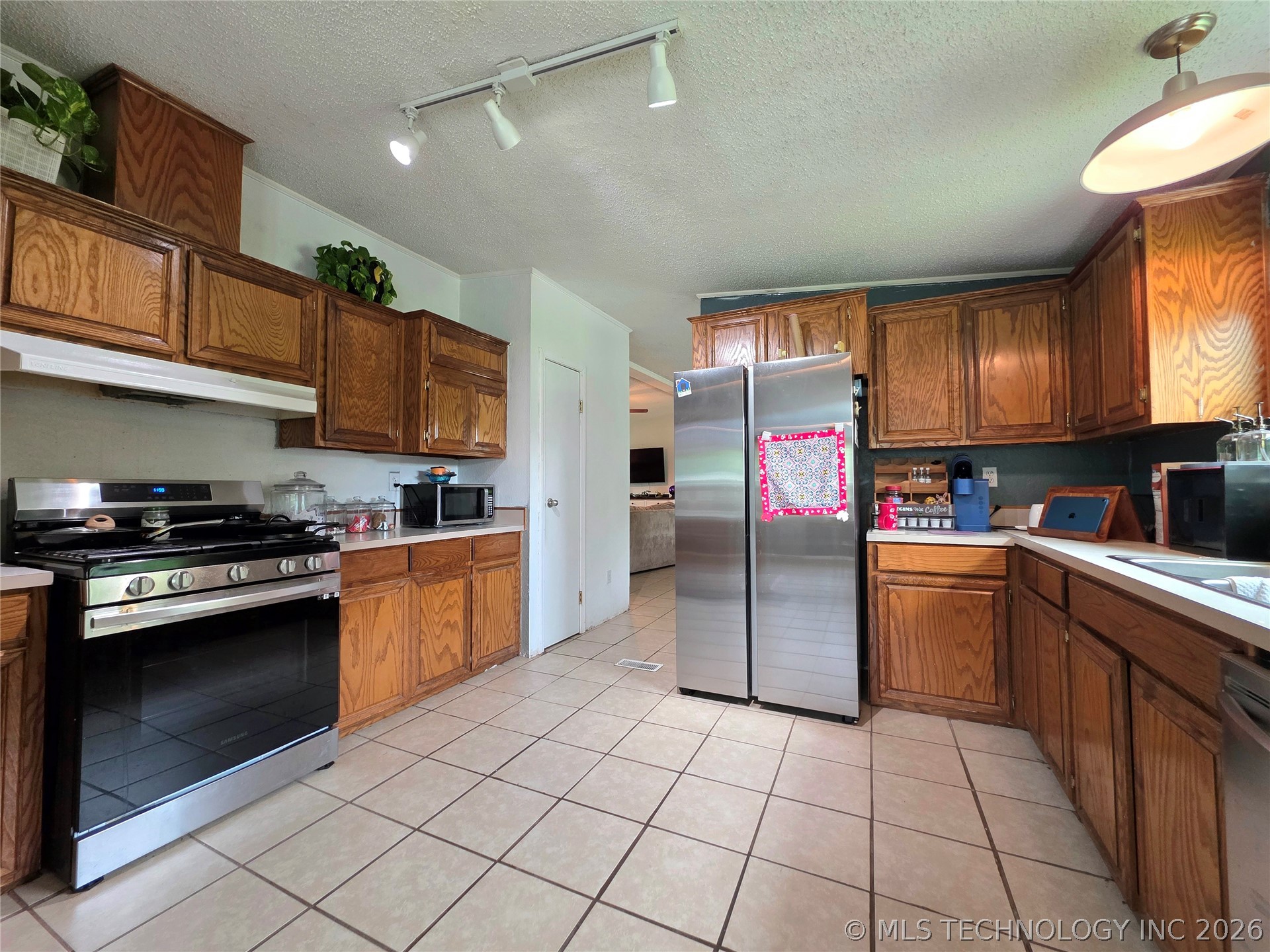 14894 E Main Street Claremore OK 74019