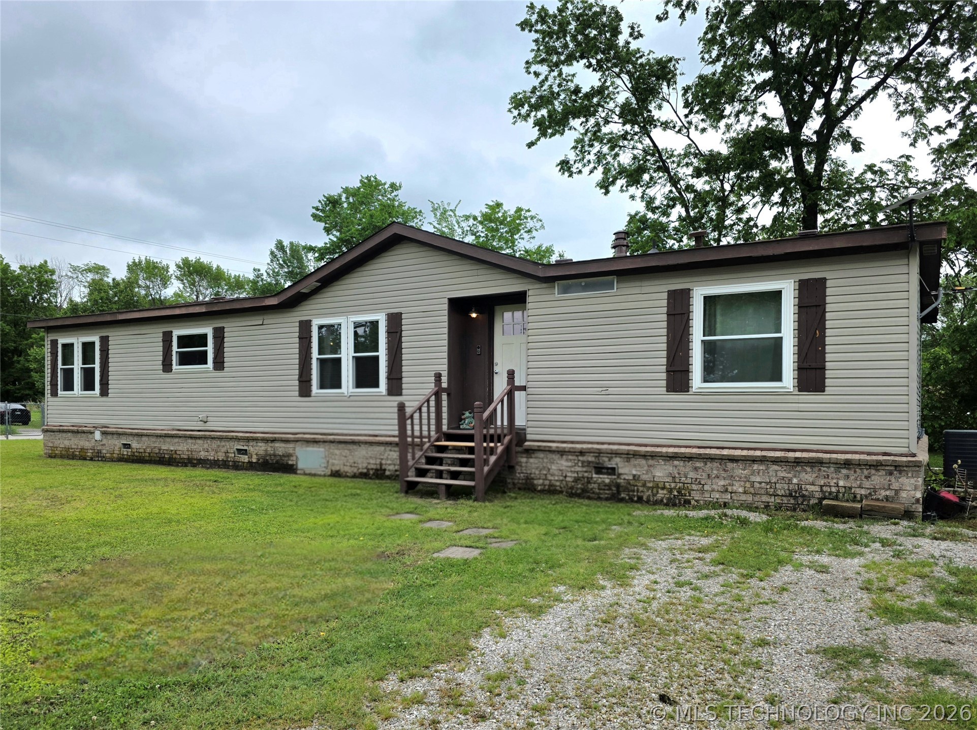 14894 E Main Street Claremore OK 74019