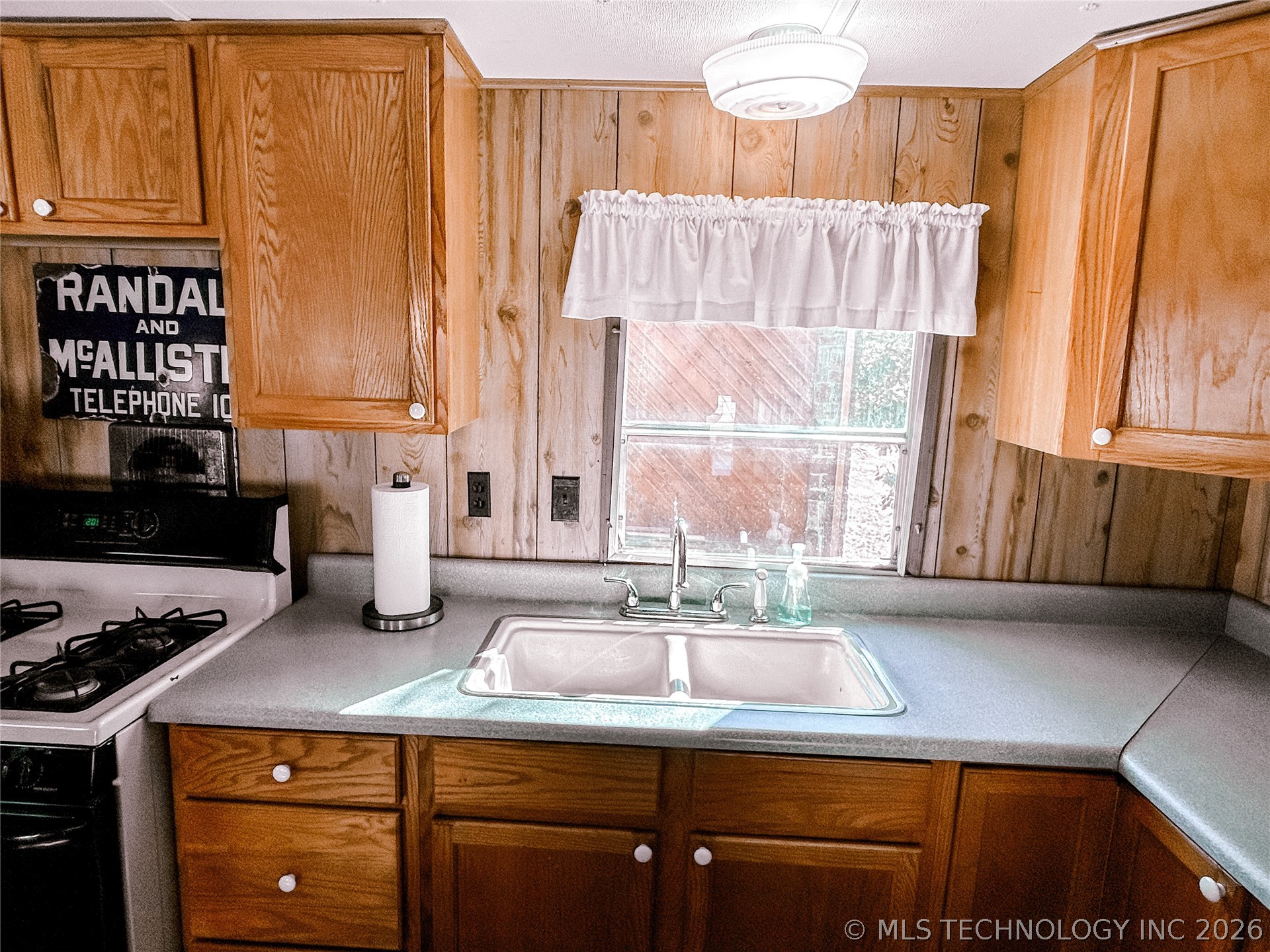 676 N Elm Street Eufaula OK 74432