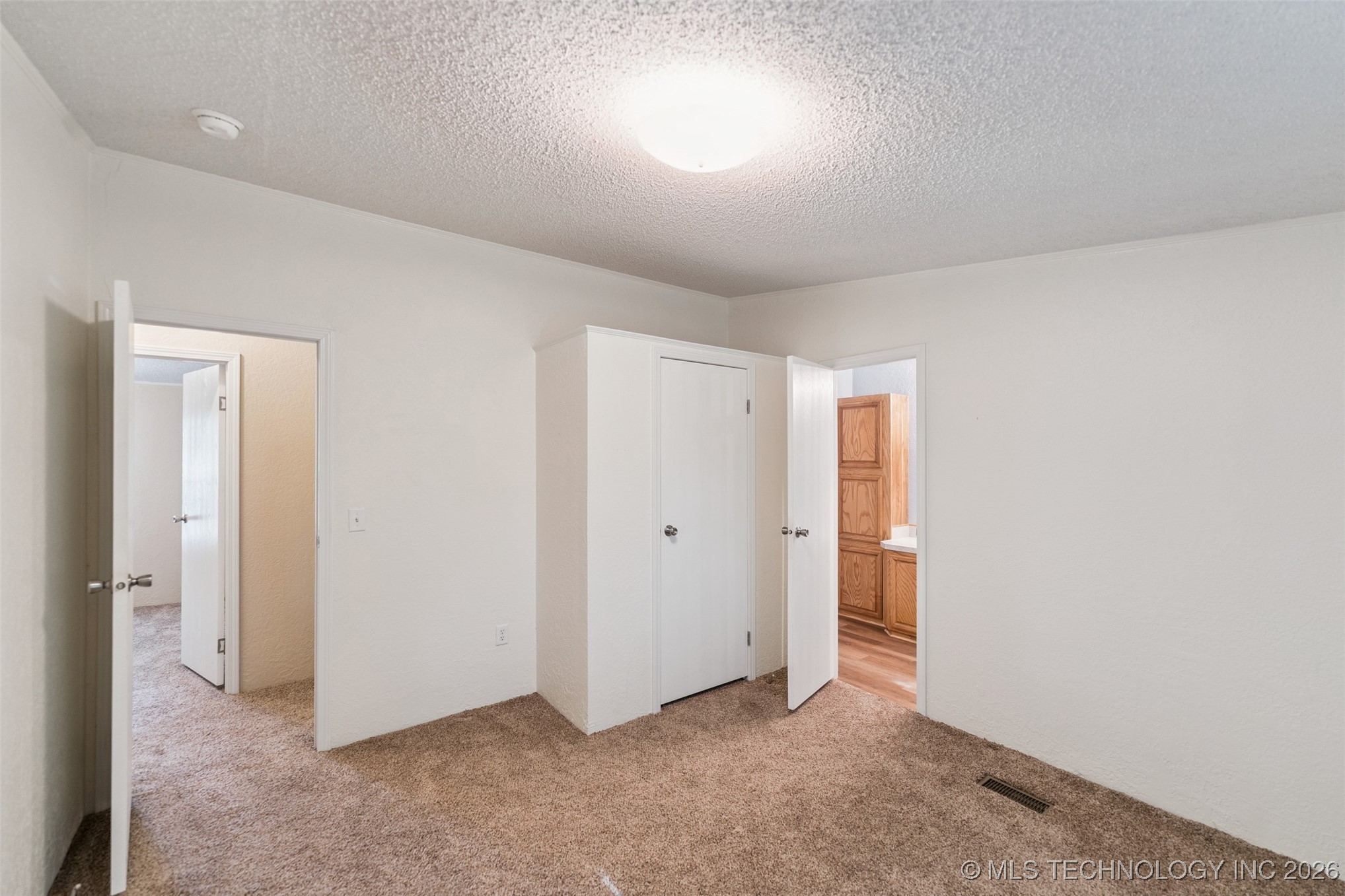 33 E Center Street Salina OK 74365