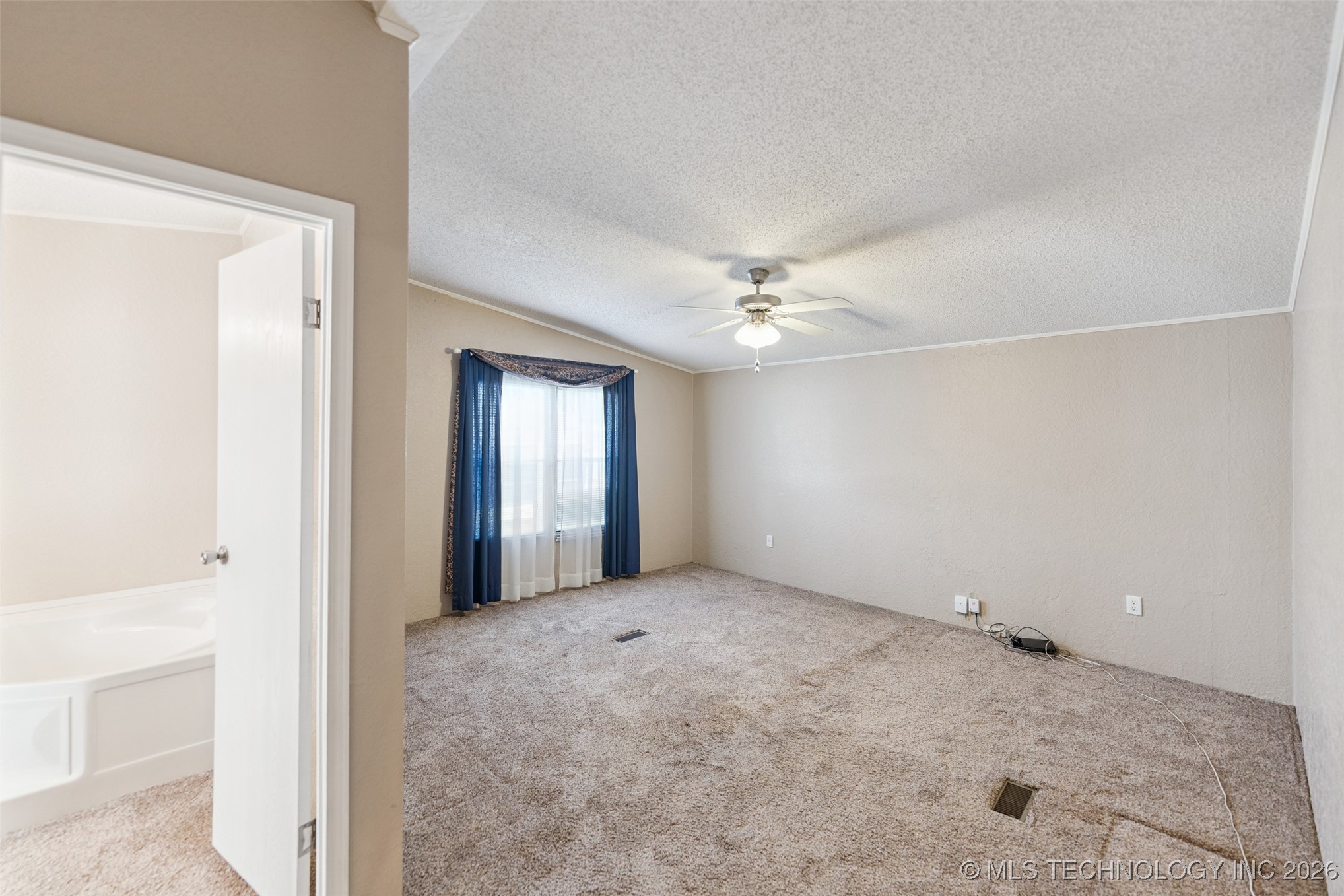 33 E Center Street Salina OK 74365