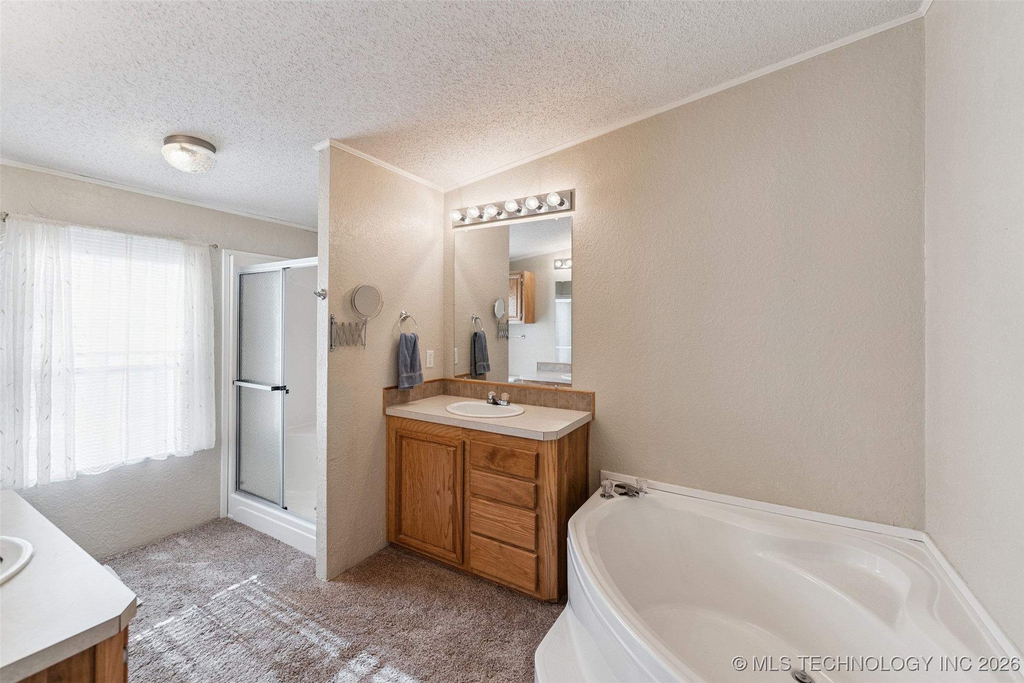 33 E Center Street Salina OK 74365