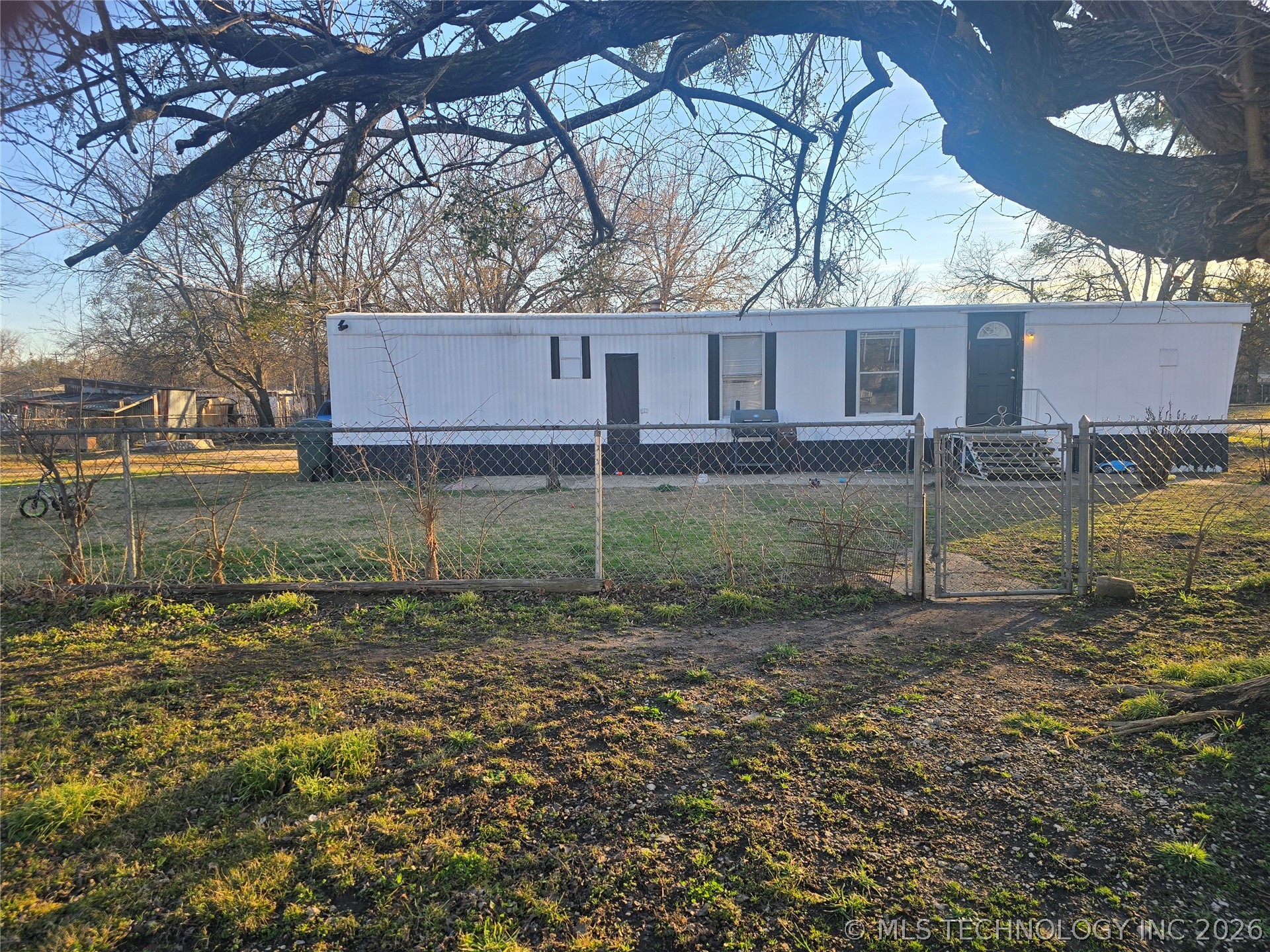 415 Russell Street Caddo OK 74729
