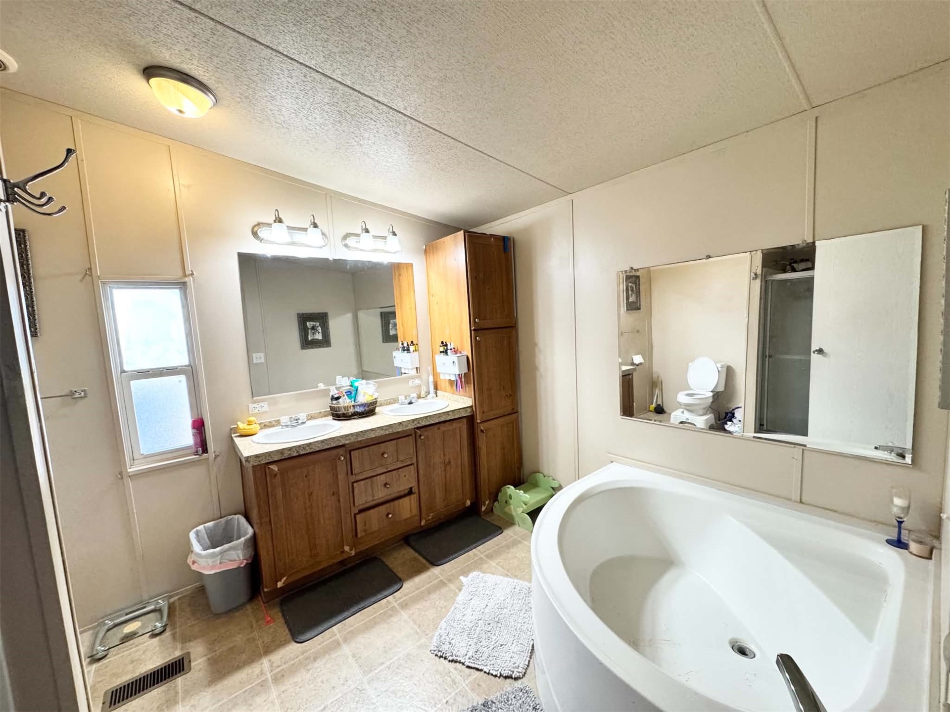 975 Claxton Healdton OK 73438