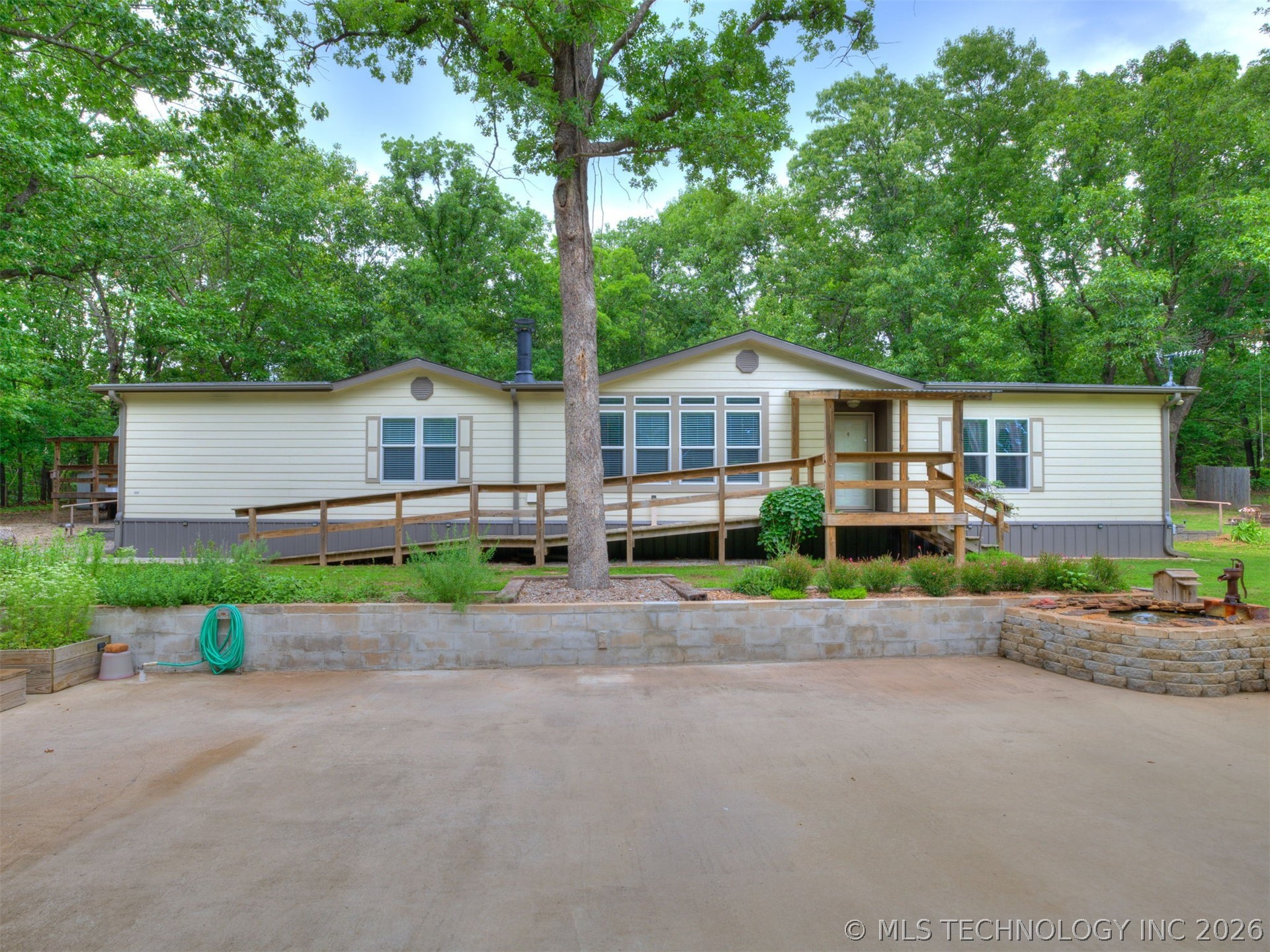 94 W Highland Drive Sand Springs OK 74063