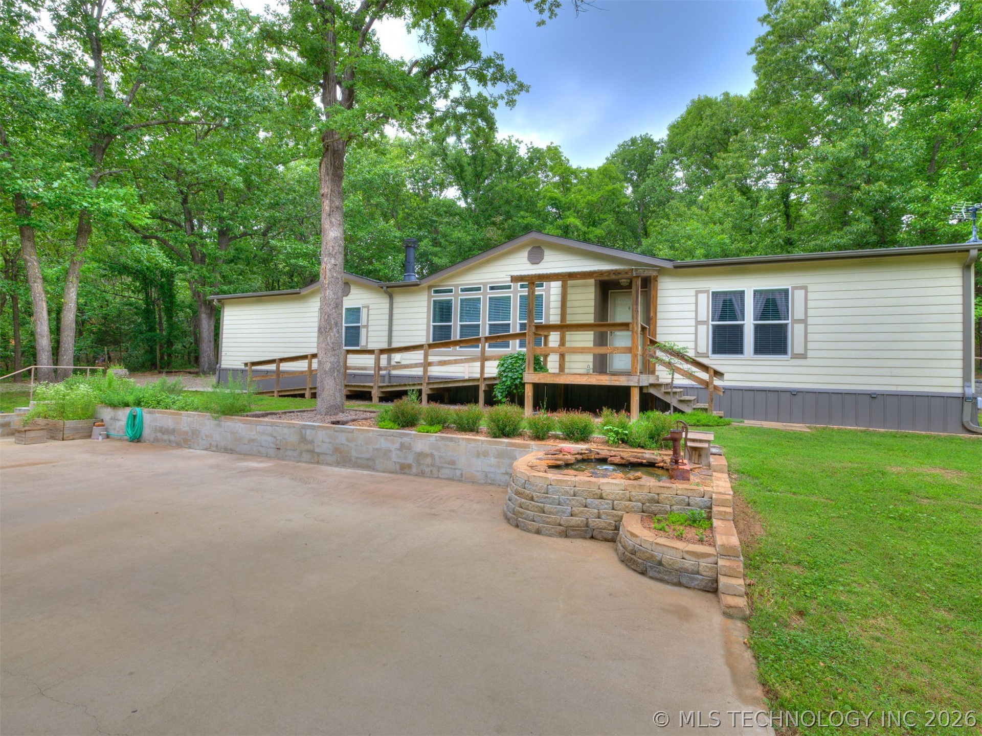 94 W Highland Drive Sand Springs OK 74063
