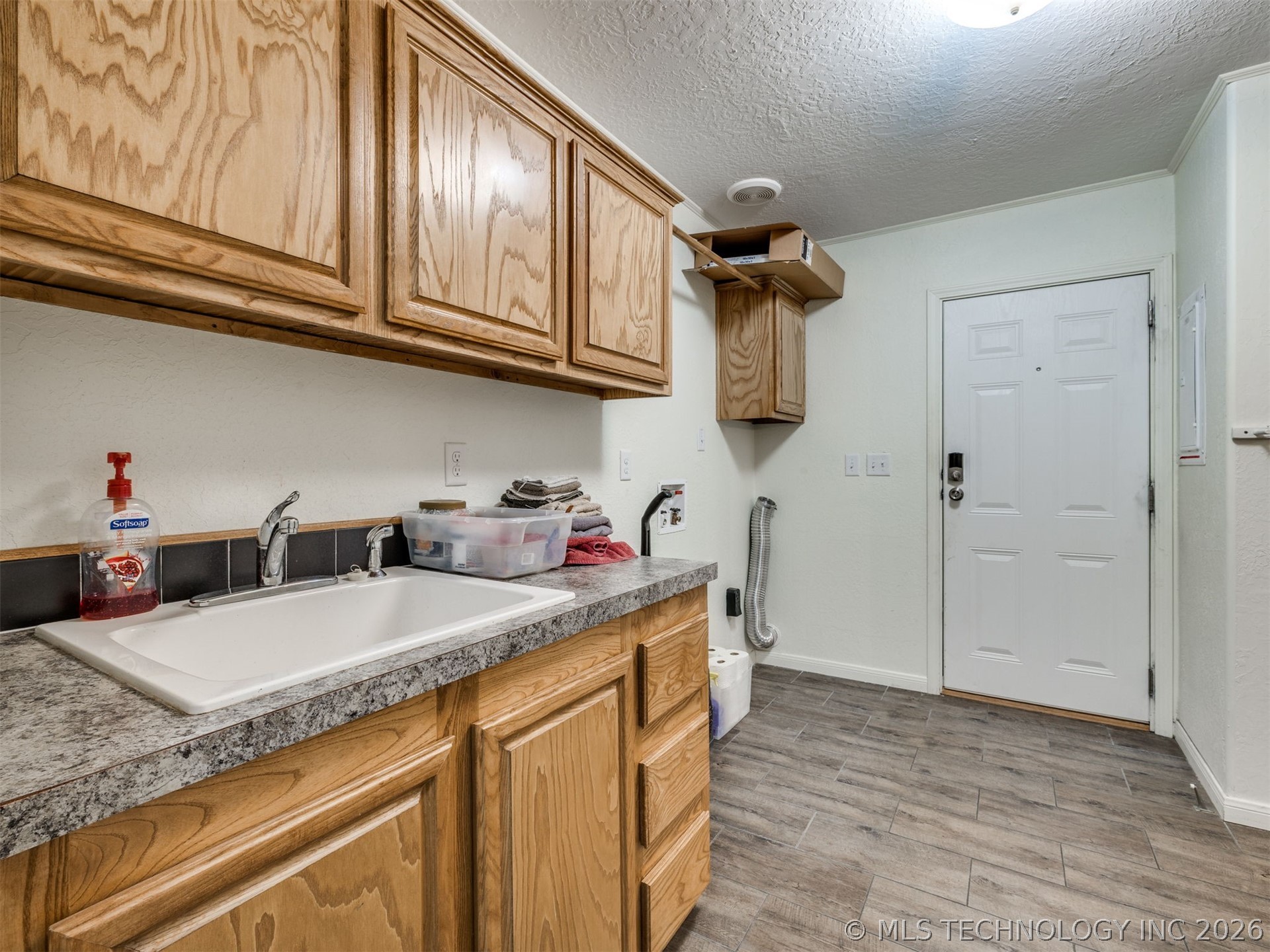 94 W Highland Drive Sand Springs OK 74063