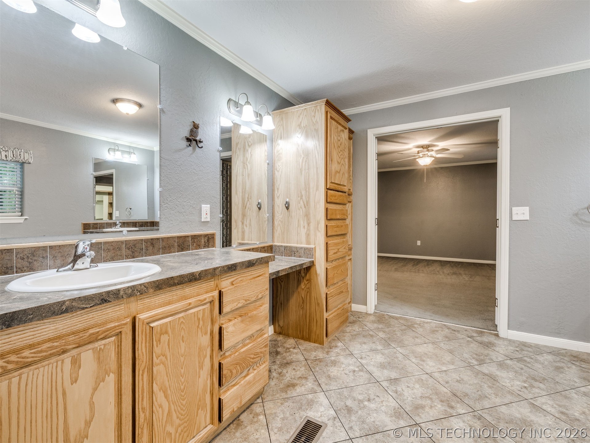 94 W Highland Drive Sand Springs OK 74063
