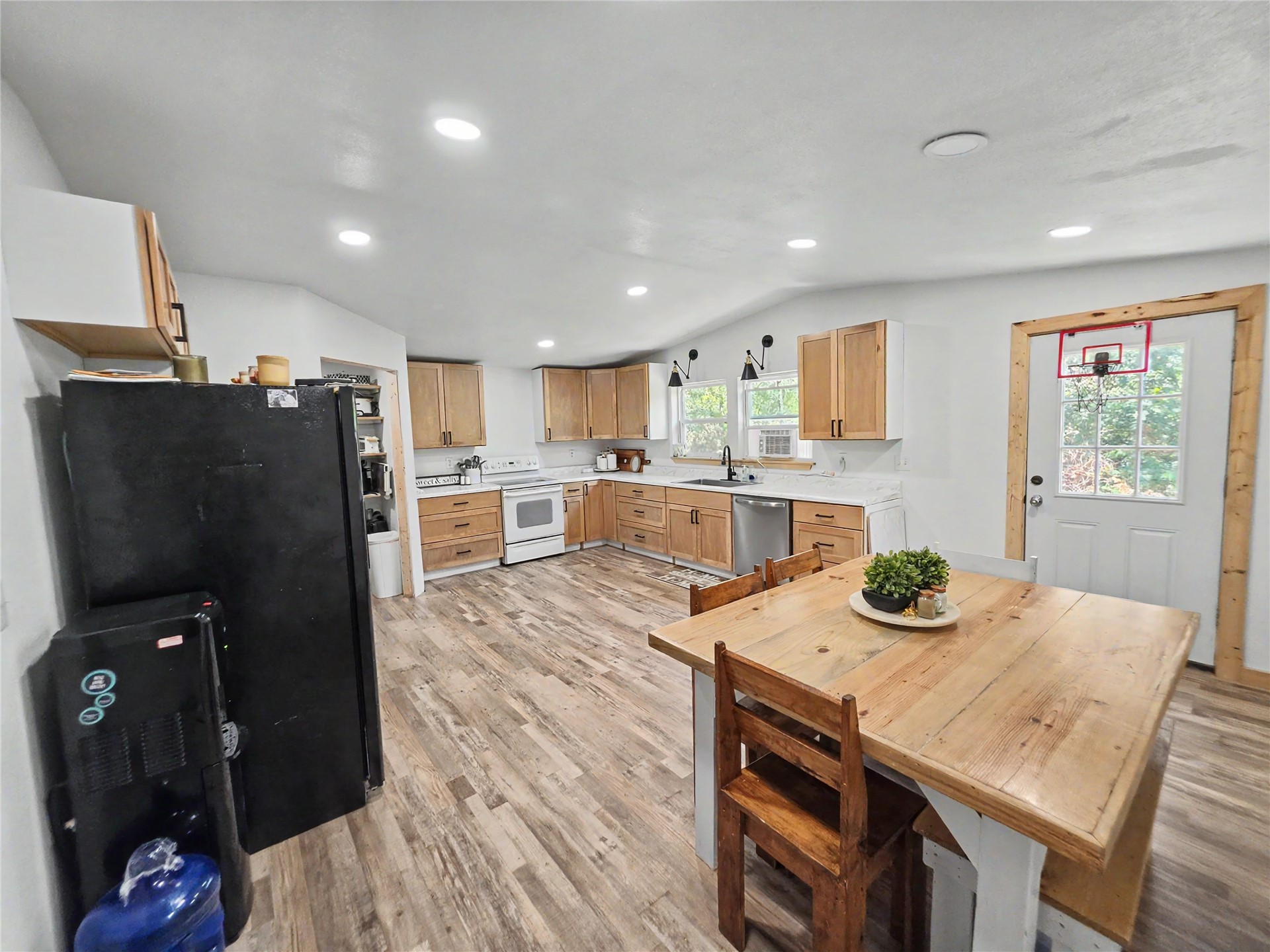 23884 E 808 Road Welling OK 74471