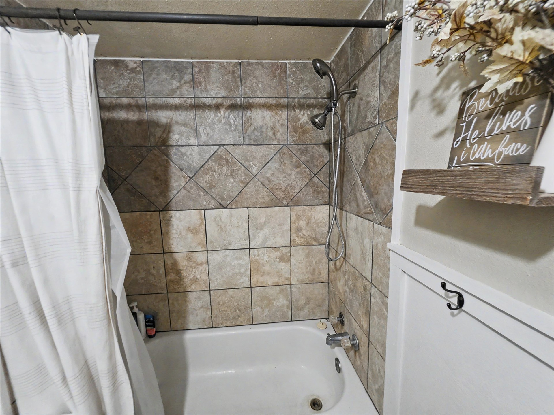 23884 E 808 Road Welling OK 74471