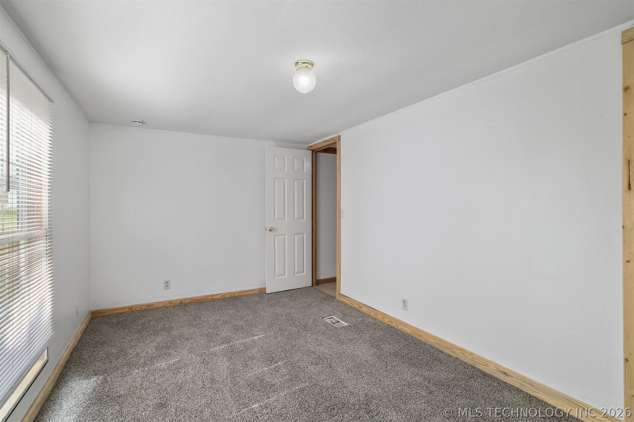 215 E Florida Durant OK 74701