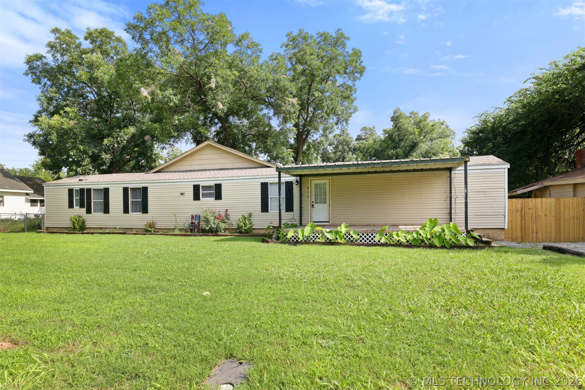 215 E Florida Durant OK 74701