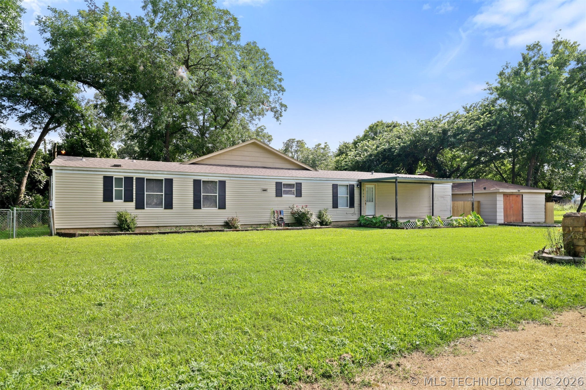 215 E Florida Durant OK 74701