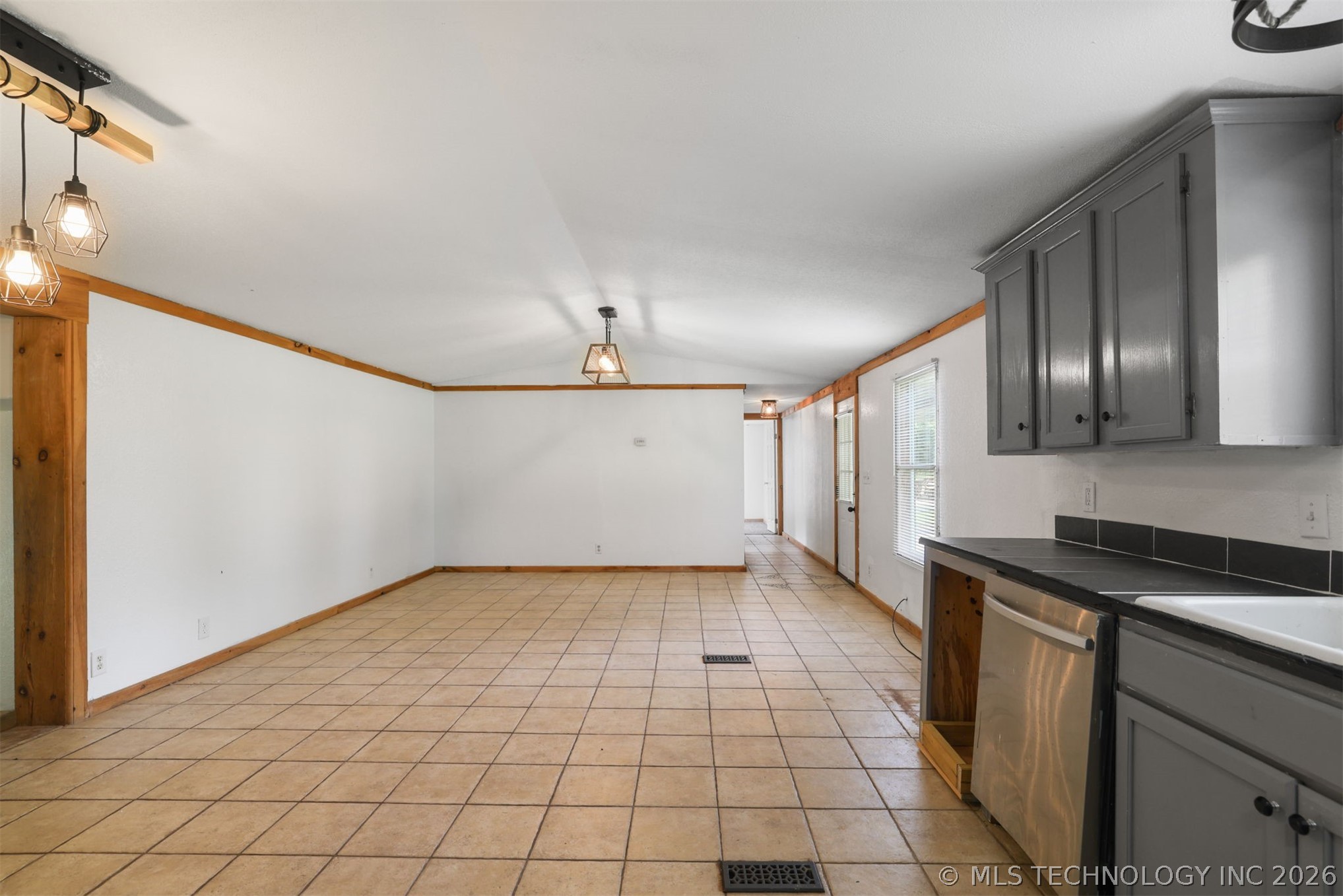 215 E Florida Durant OK 74701
