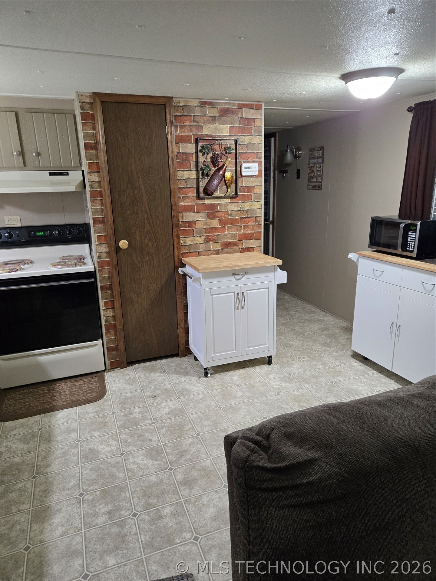 453601 E Pecan Street Cleora OK 74331