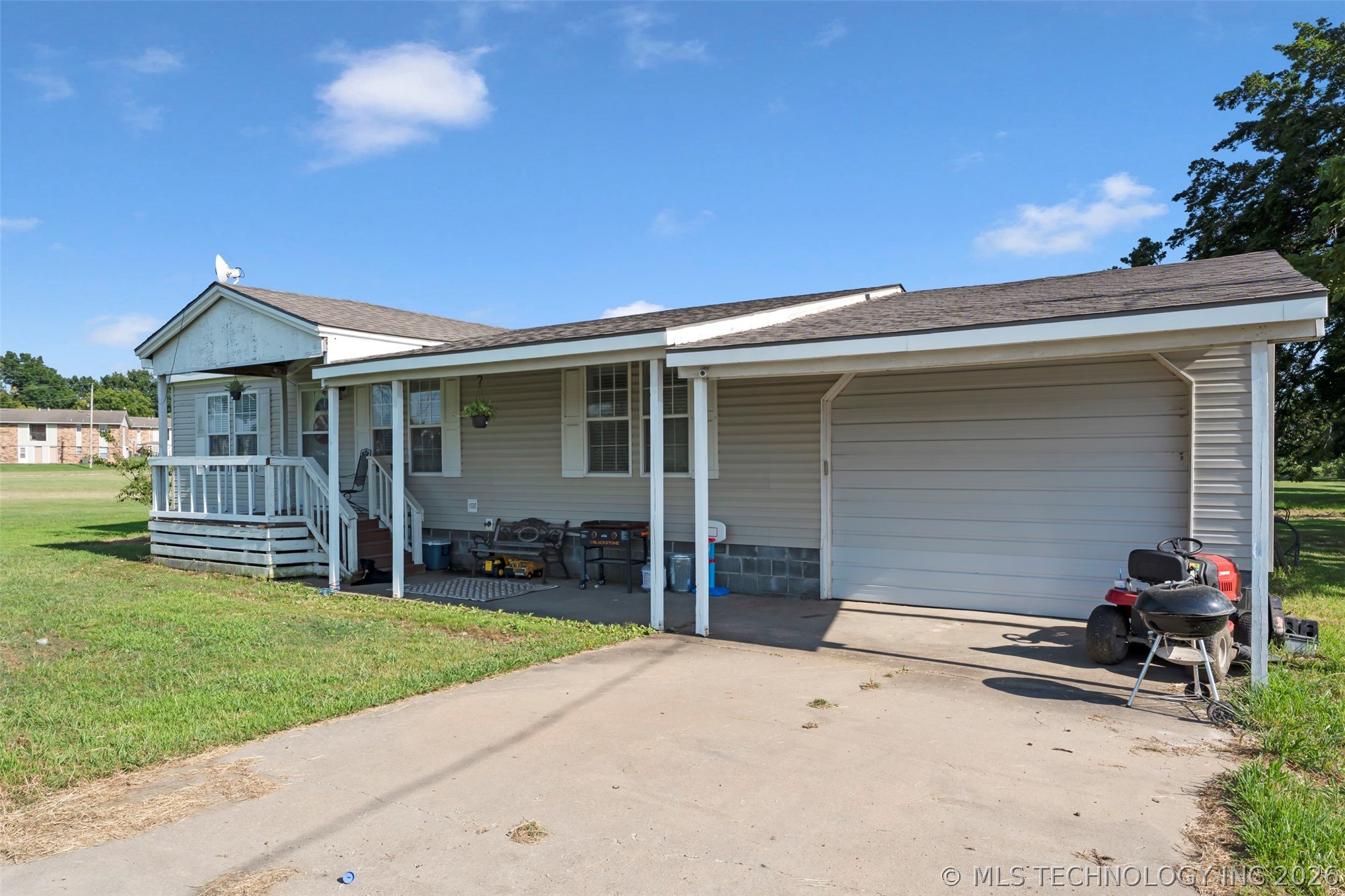 455 W 10th Avenue Welch OK 74369