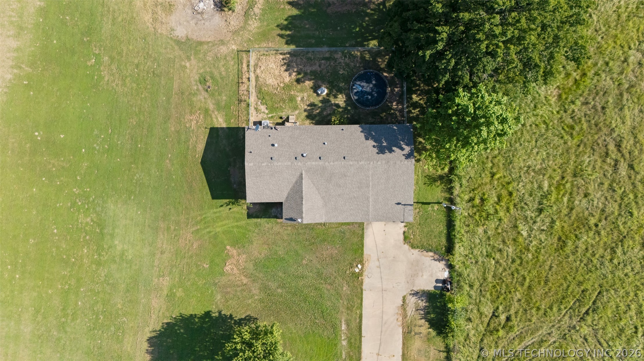 455 W 10th Avenue Welch OK 74369