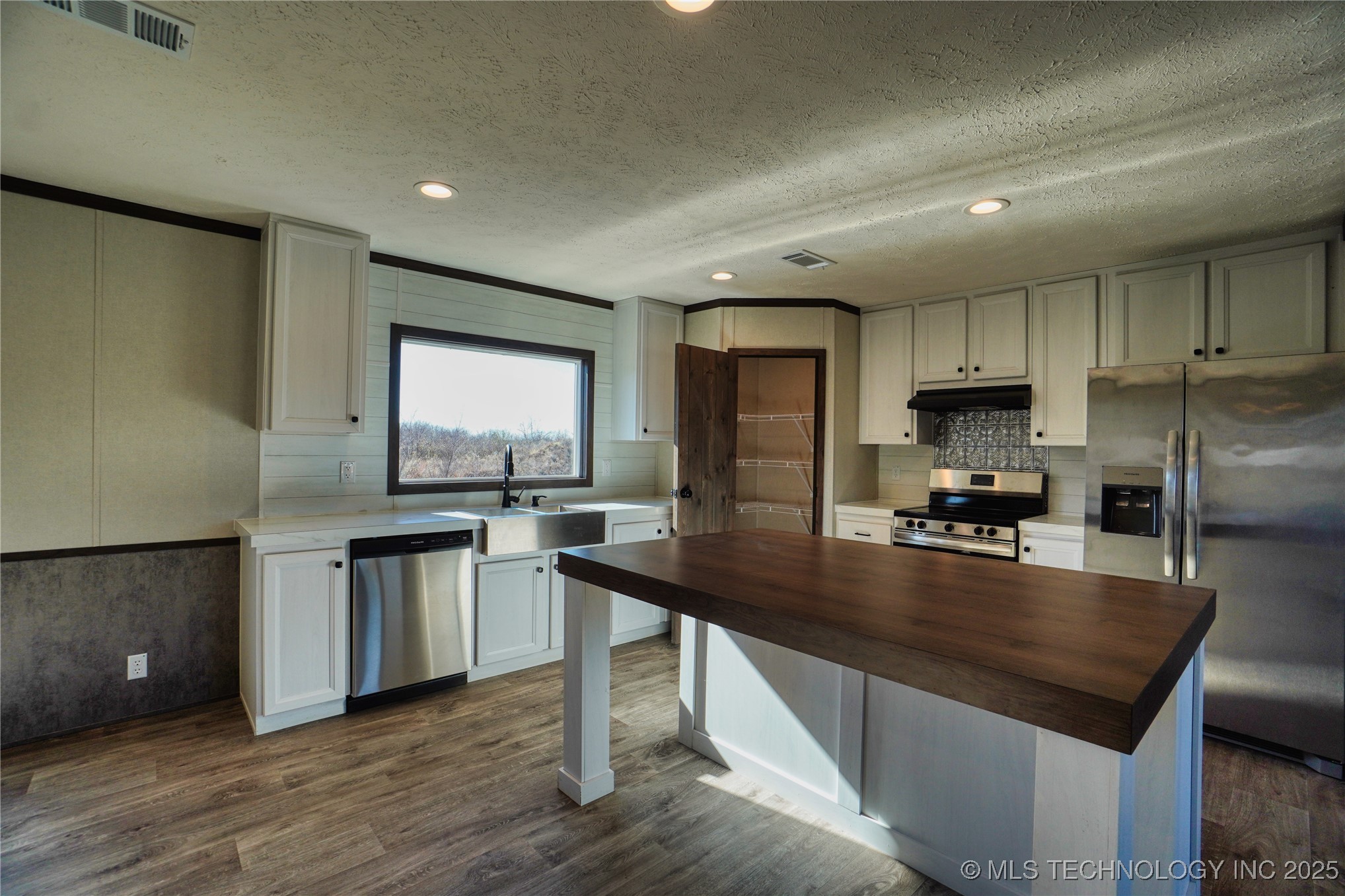 6547 Gentle Wake Way Madill OK 73439