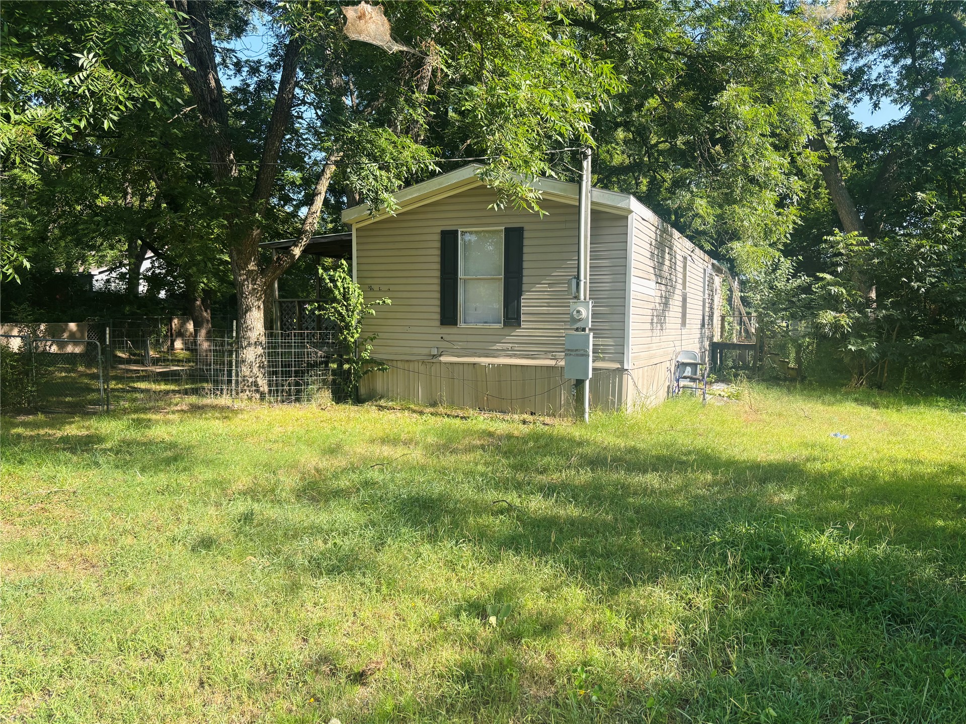 206 E Kentucky Avenue Tishomingo OK 73460