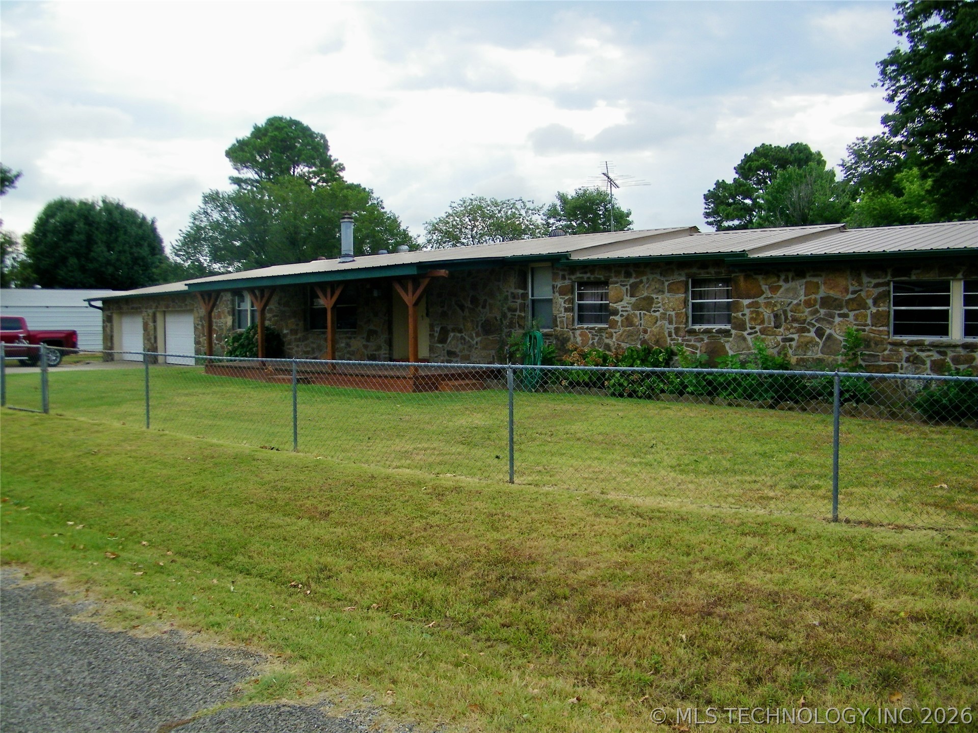 417614 E 1123 Road Checotah OK 74426