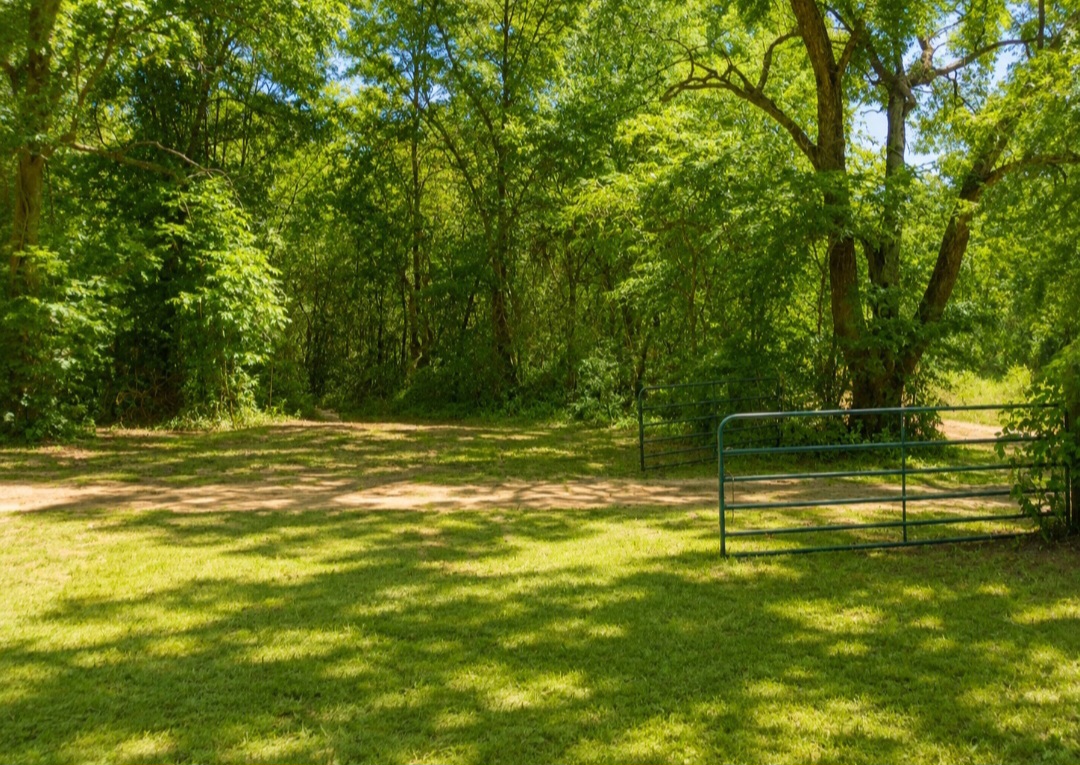 409713 E 1080 Road Checotah OK 74426