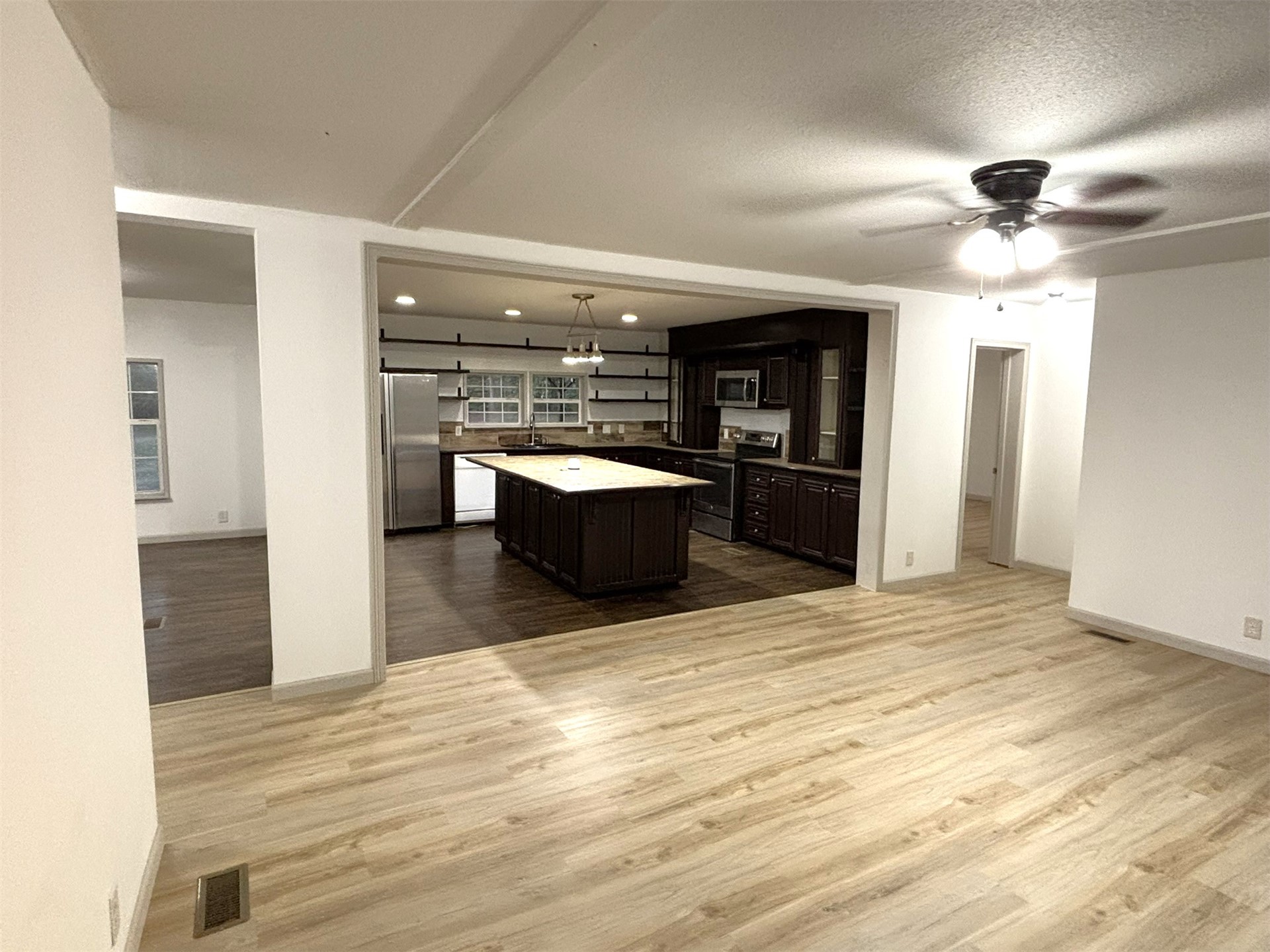 426098 Texanna Road Checotah OK 74426