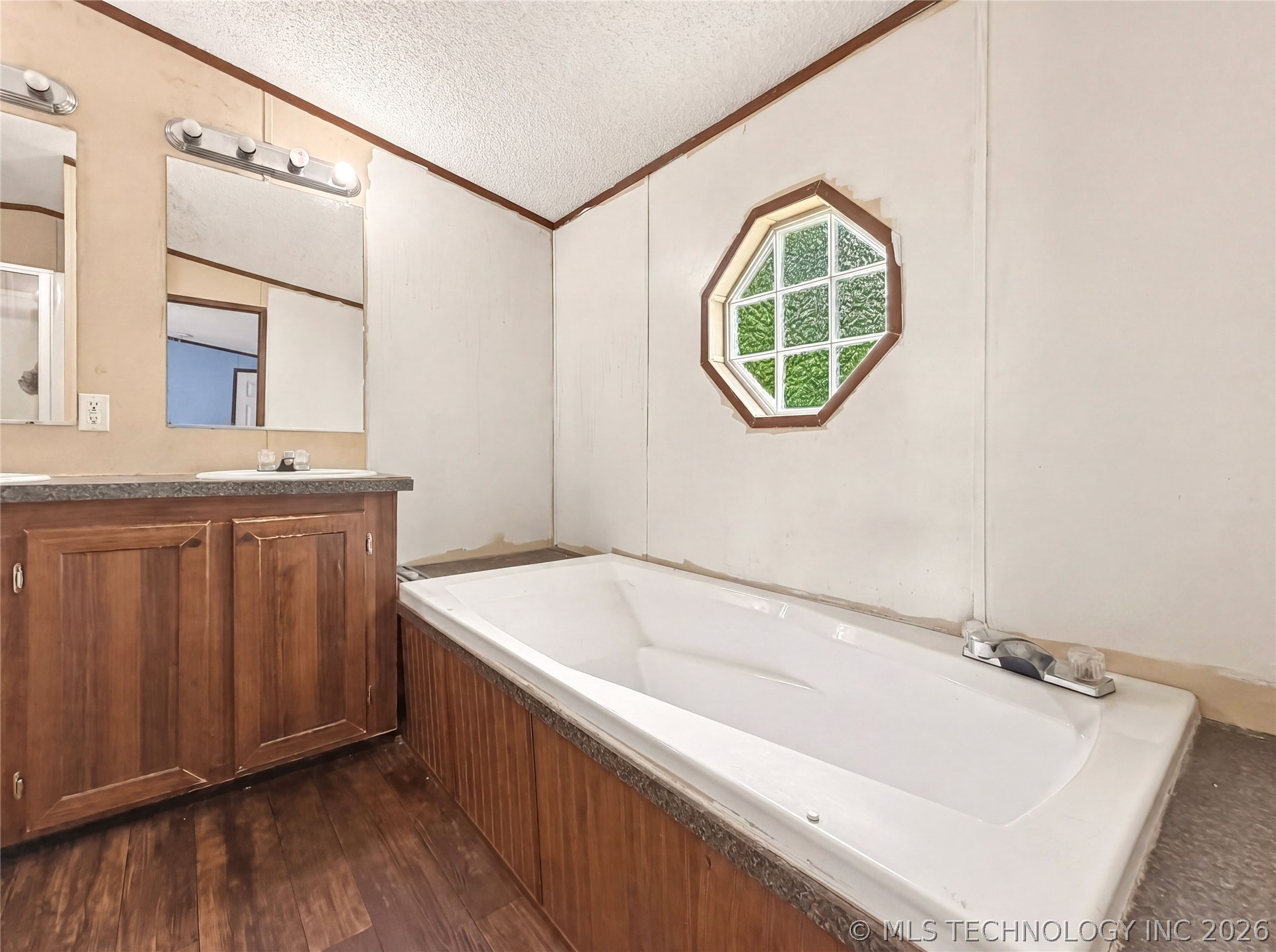 1184 S Lake Street Westville OK 74965