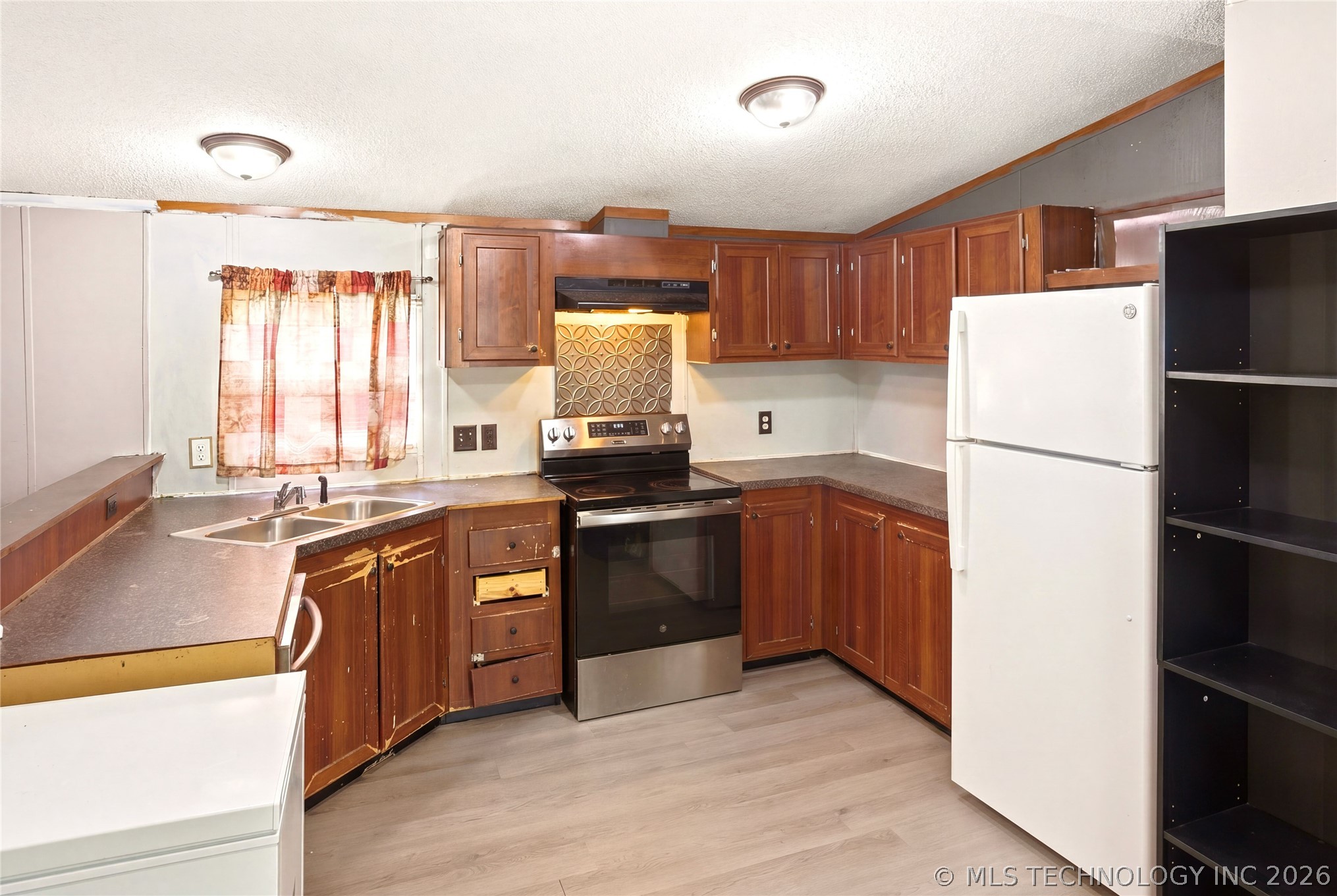 1184 S Lake Street Westville OK 74965
