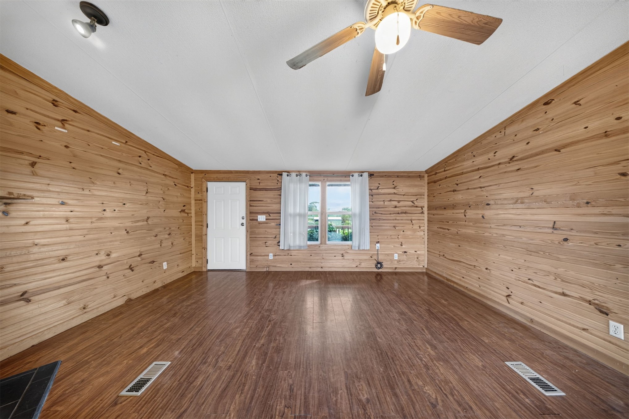 6411 S 4470 Road Welch OK 74369