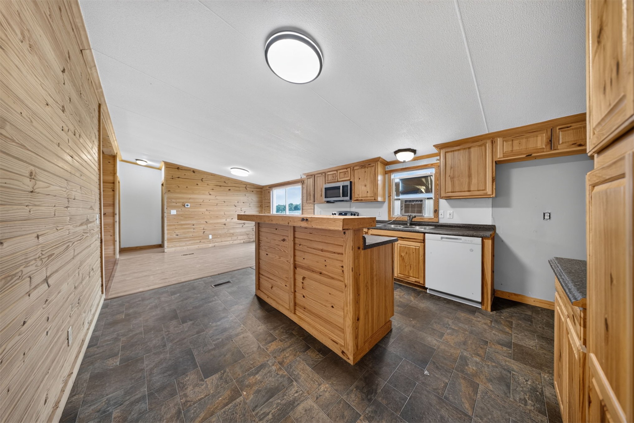 6411 S 4470 Road Welch OK 74369