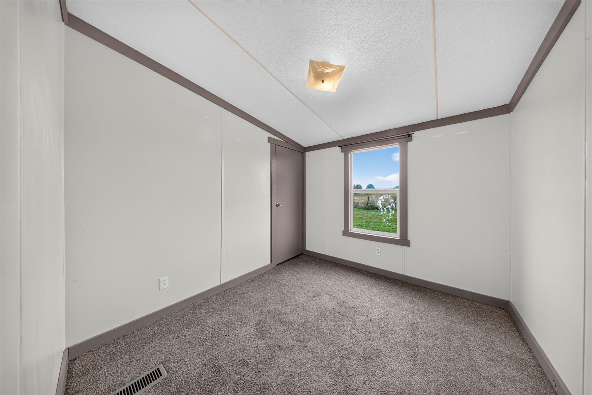 6411 S 4470 Road Welch OK 74369