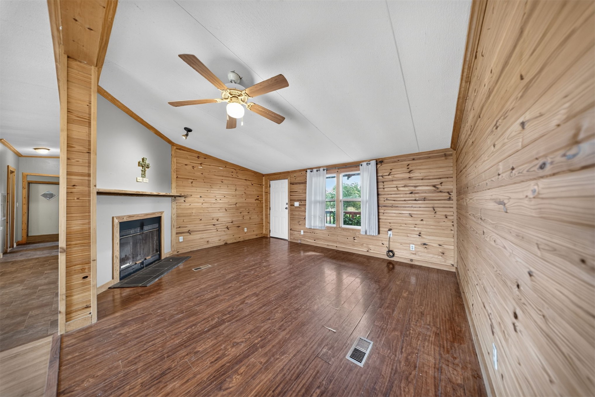 6411 S 4470 Road Welch OK 74369