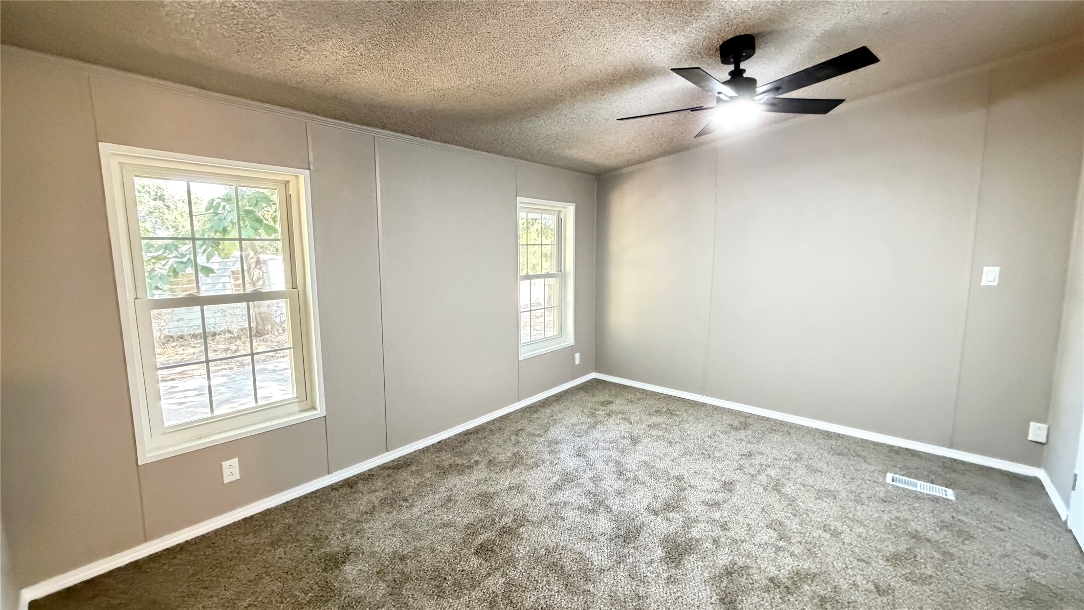 1445 N 237 Road Mounds OK 74047