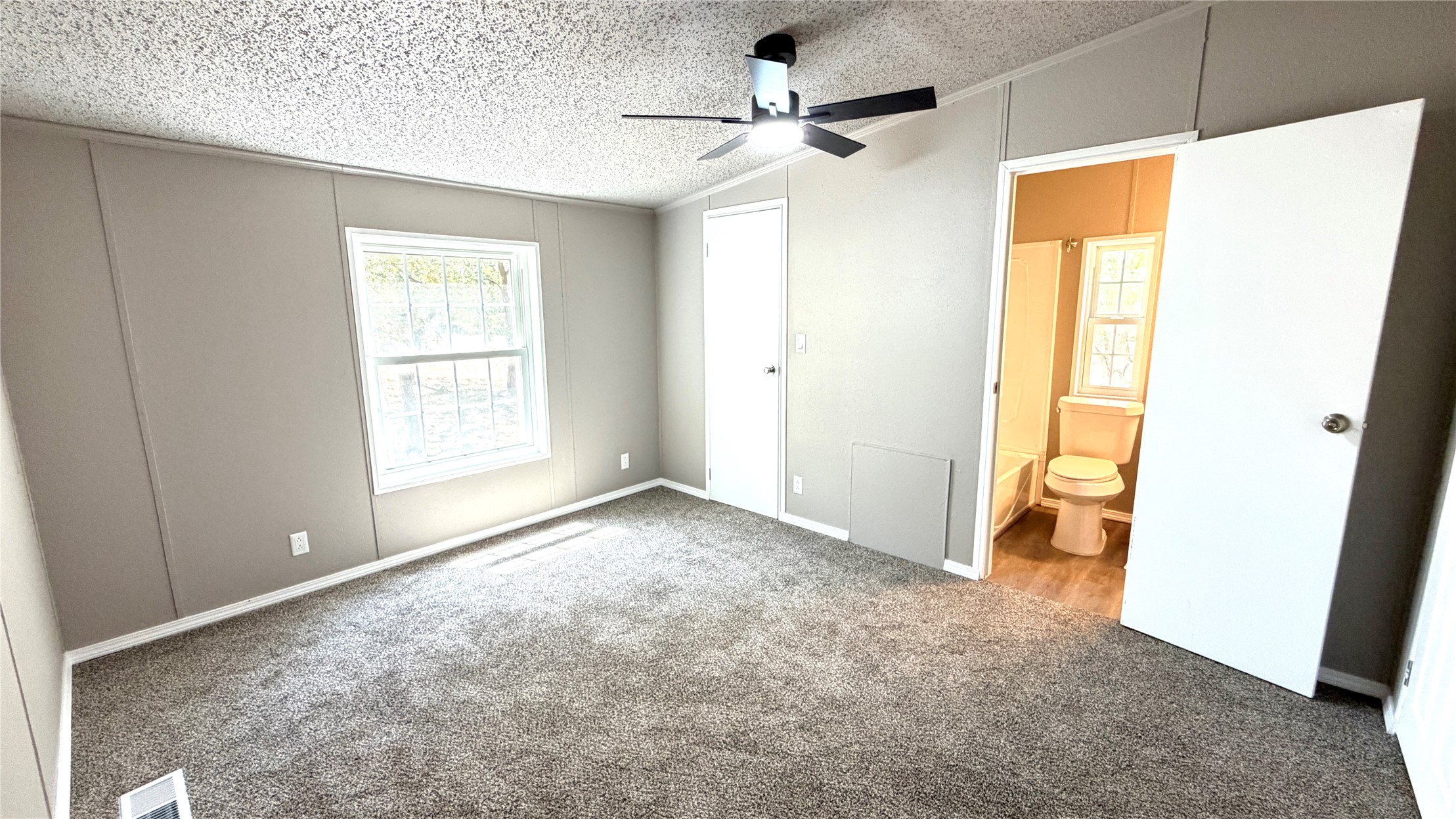 1445 N 237 Road Mounds OK 74047