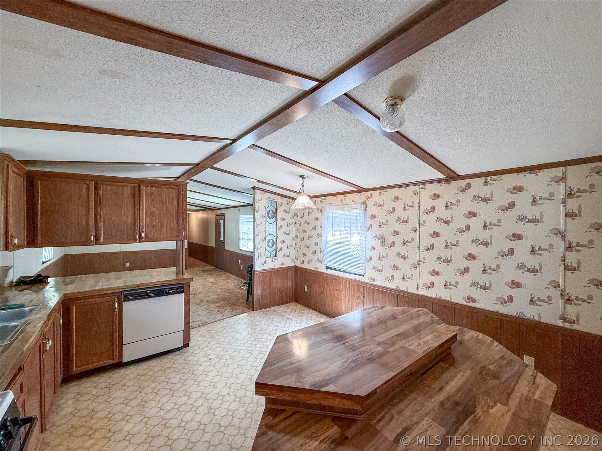 203 E Watova Street Talala OK 74080
