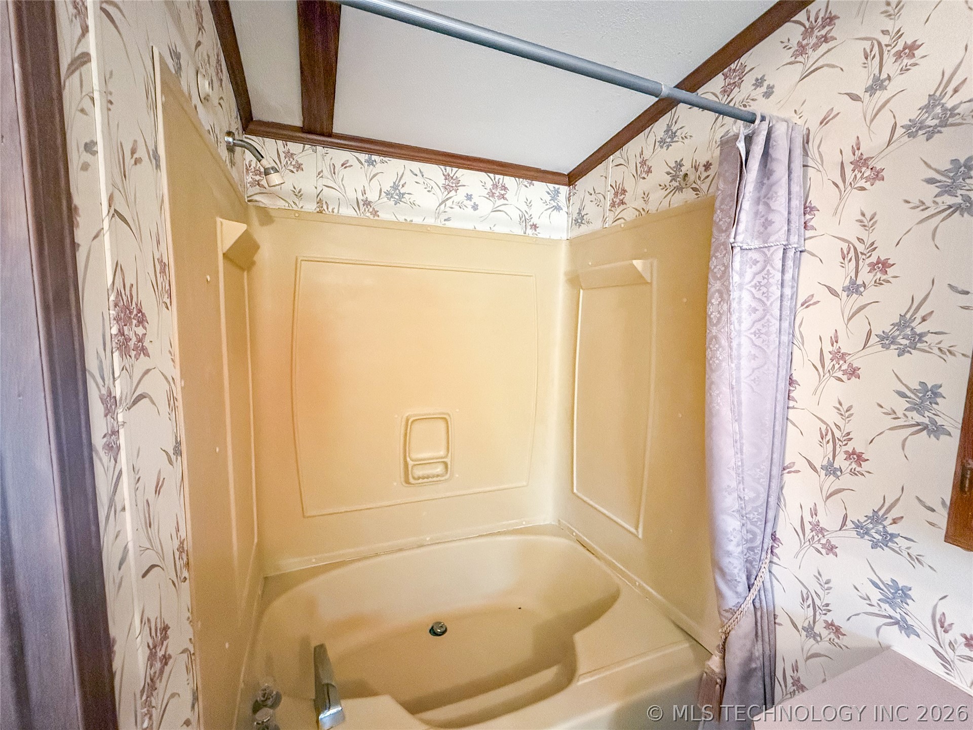 203 E Watova Street Talala OK 74080