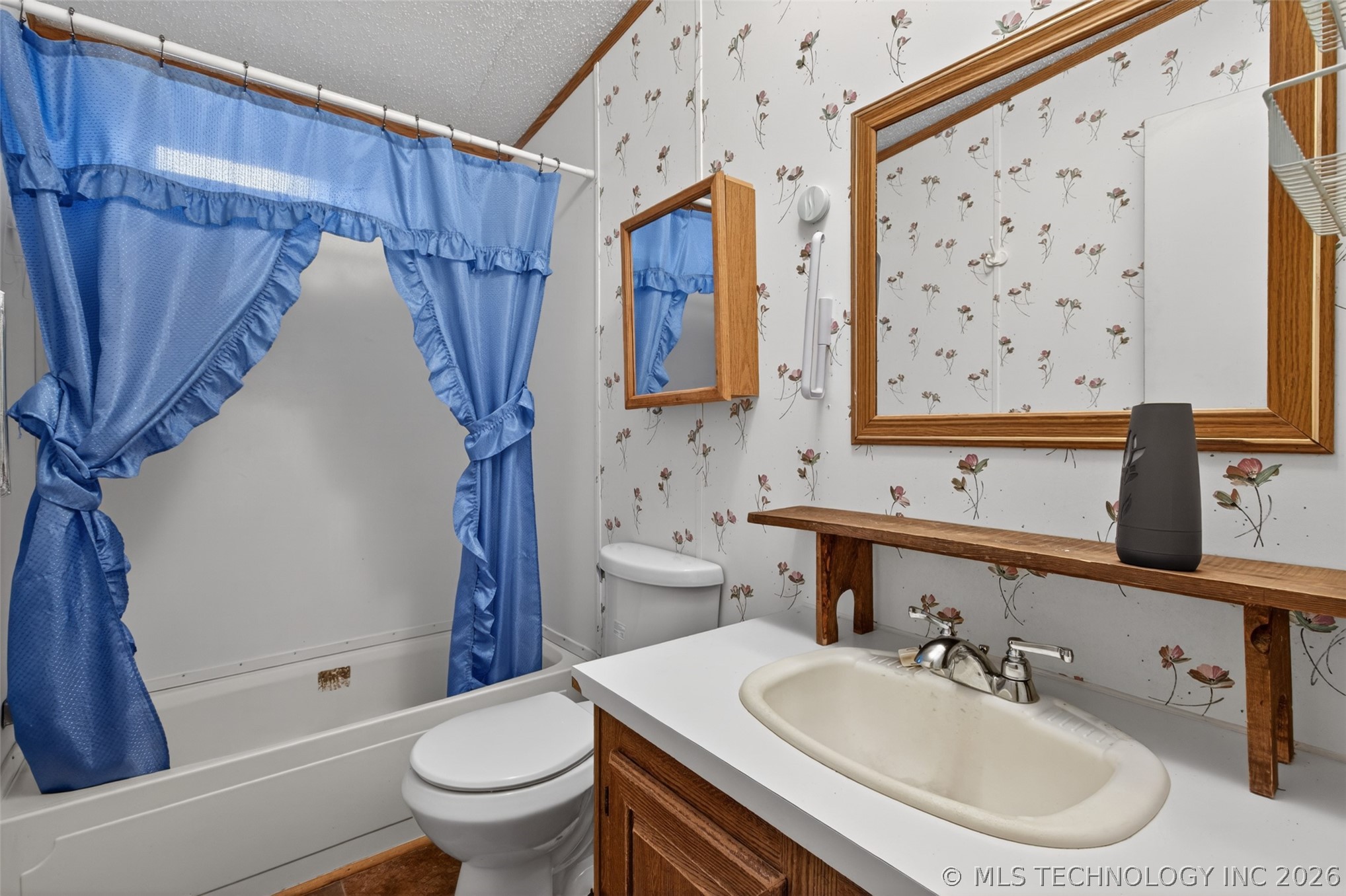 3152 E 4675 Road Adair OK 74330