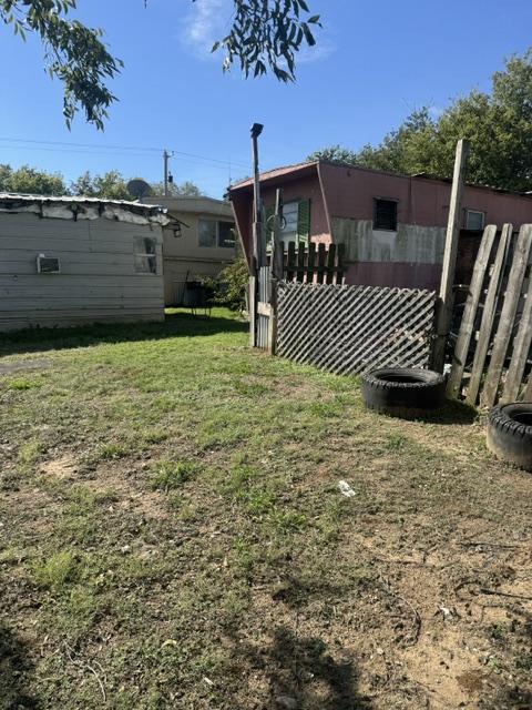 18715 9th Street Oakland OK 73446