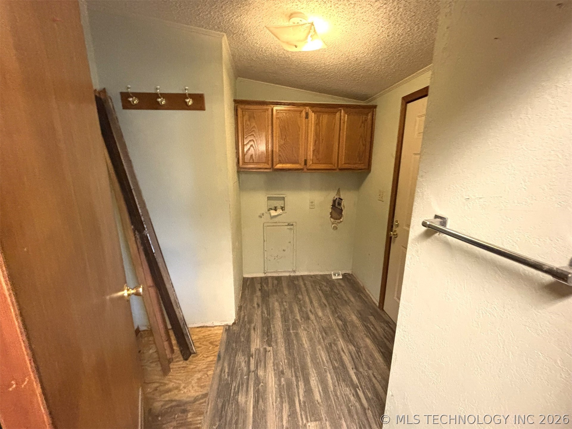 415420 E 1094 Checotah OK 74426