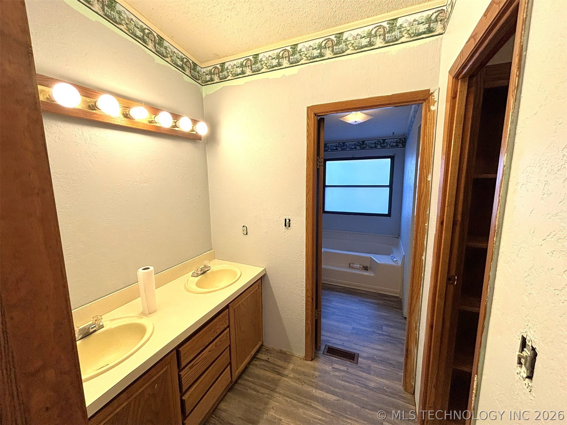 415420 E 1094 Checotah OK 74426
