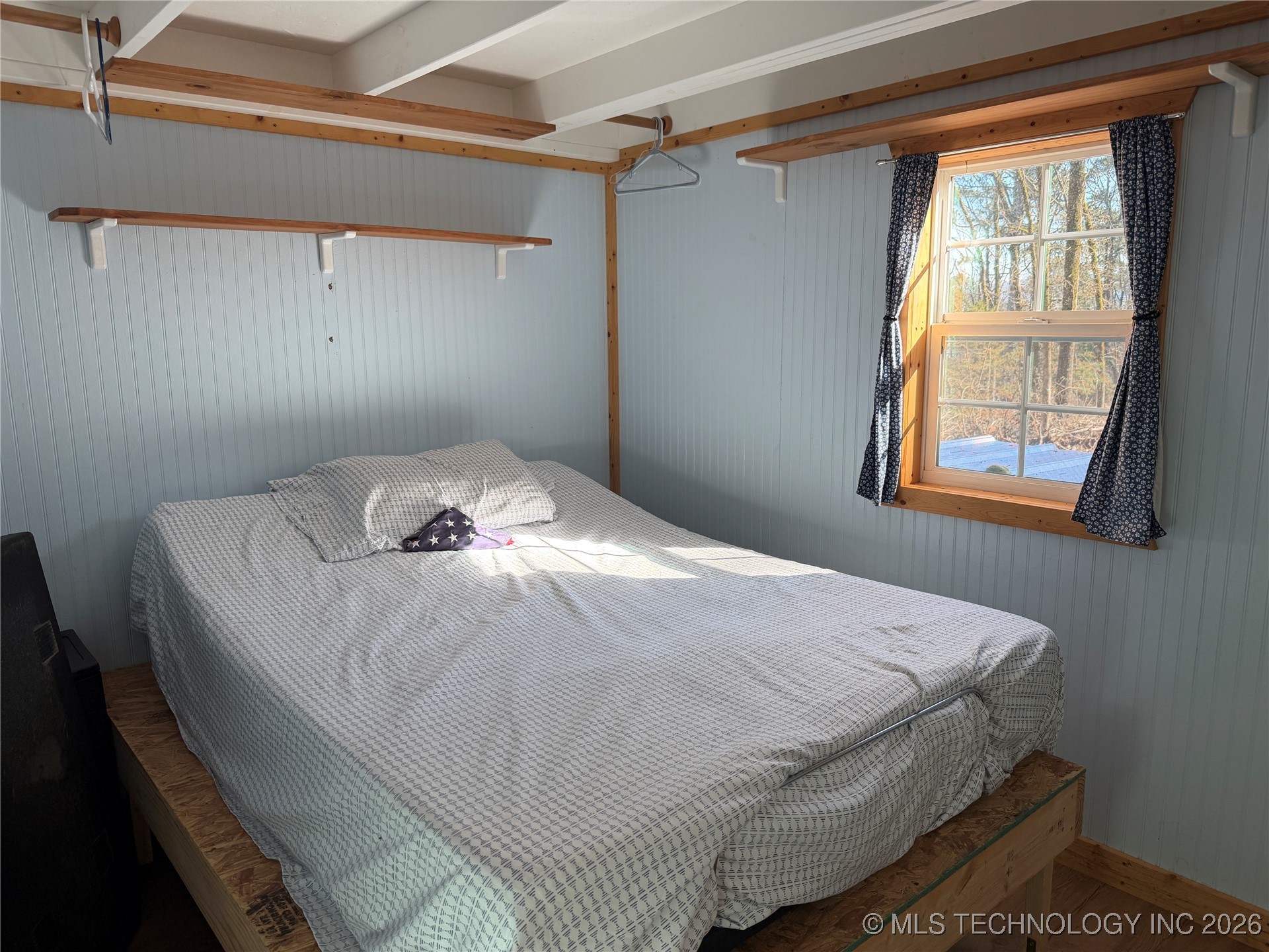 4 Goats Bluff Road Wister OK 74966