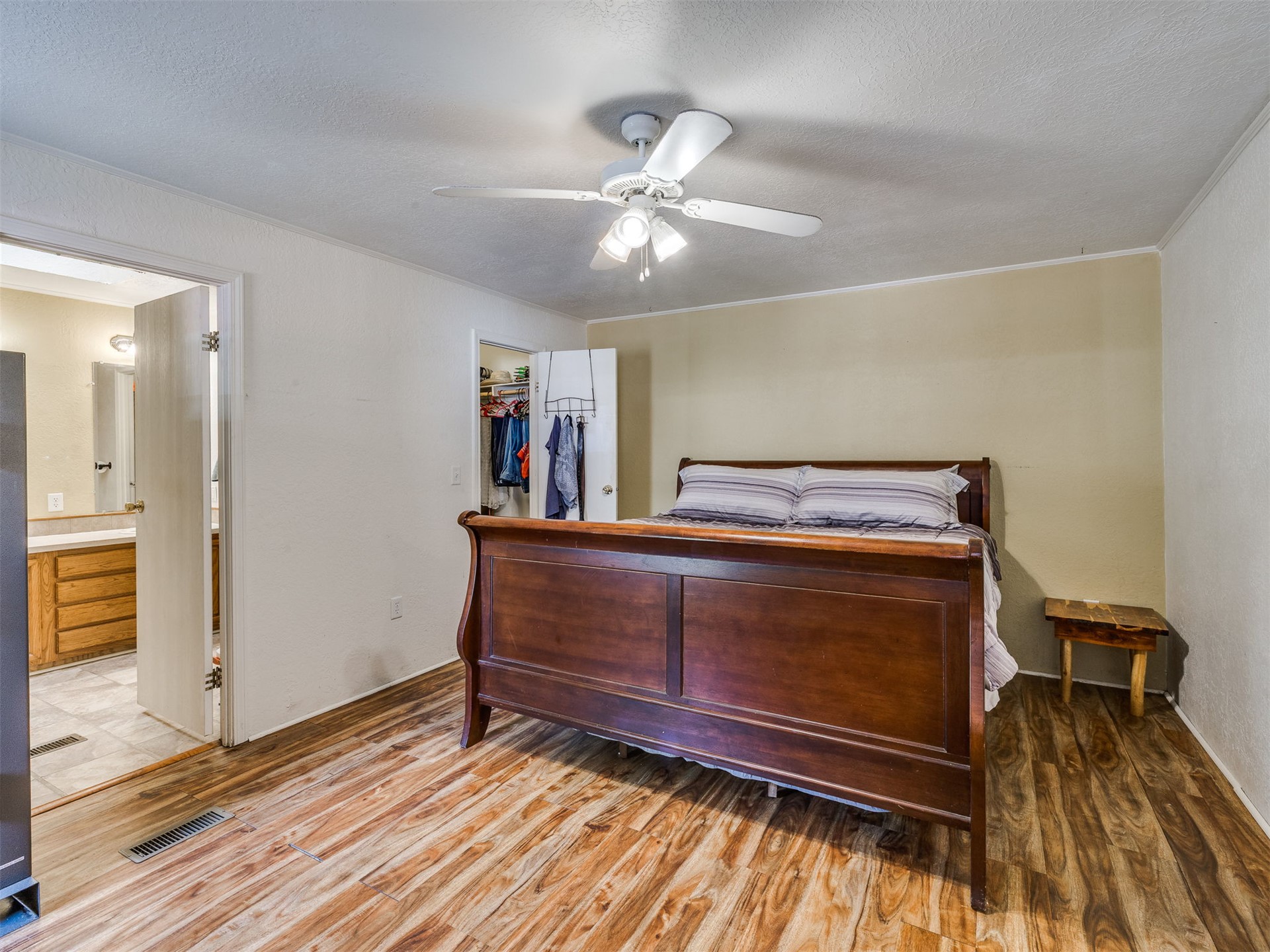 417861 E Branum S Checotah OK 74426